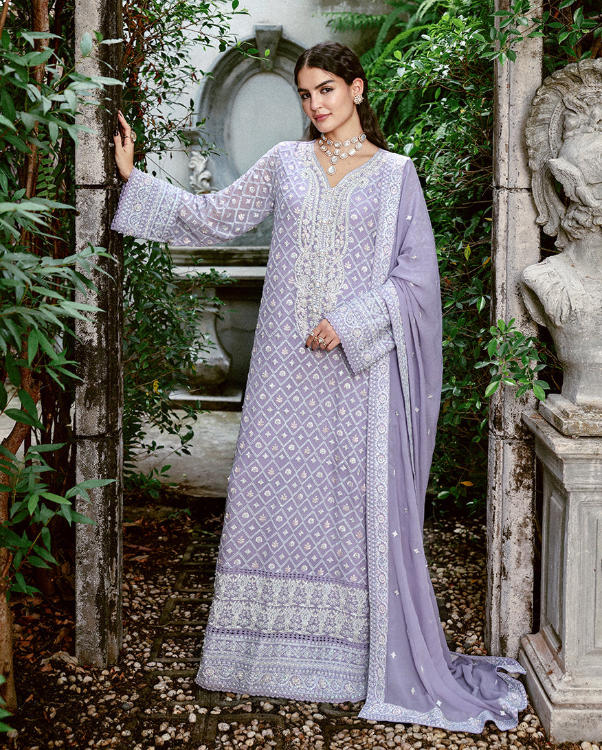 https://cdn.shopify.com/s/files/1/0539/7318/8776/files/Nargis_3.jpg?v=1778327192