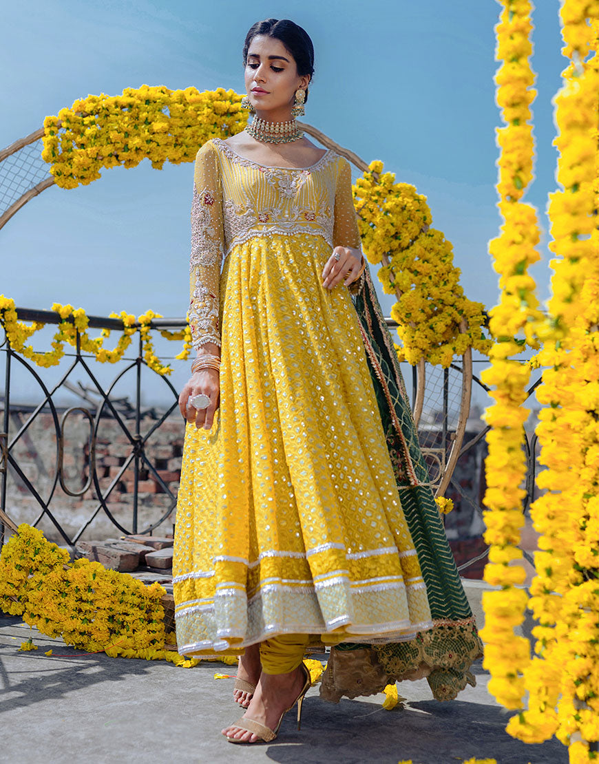 https://cdn.shopify.com/s/files/1/0262/2531/1795/products/Nazneen-04.jpg?v=1626343752