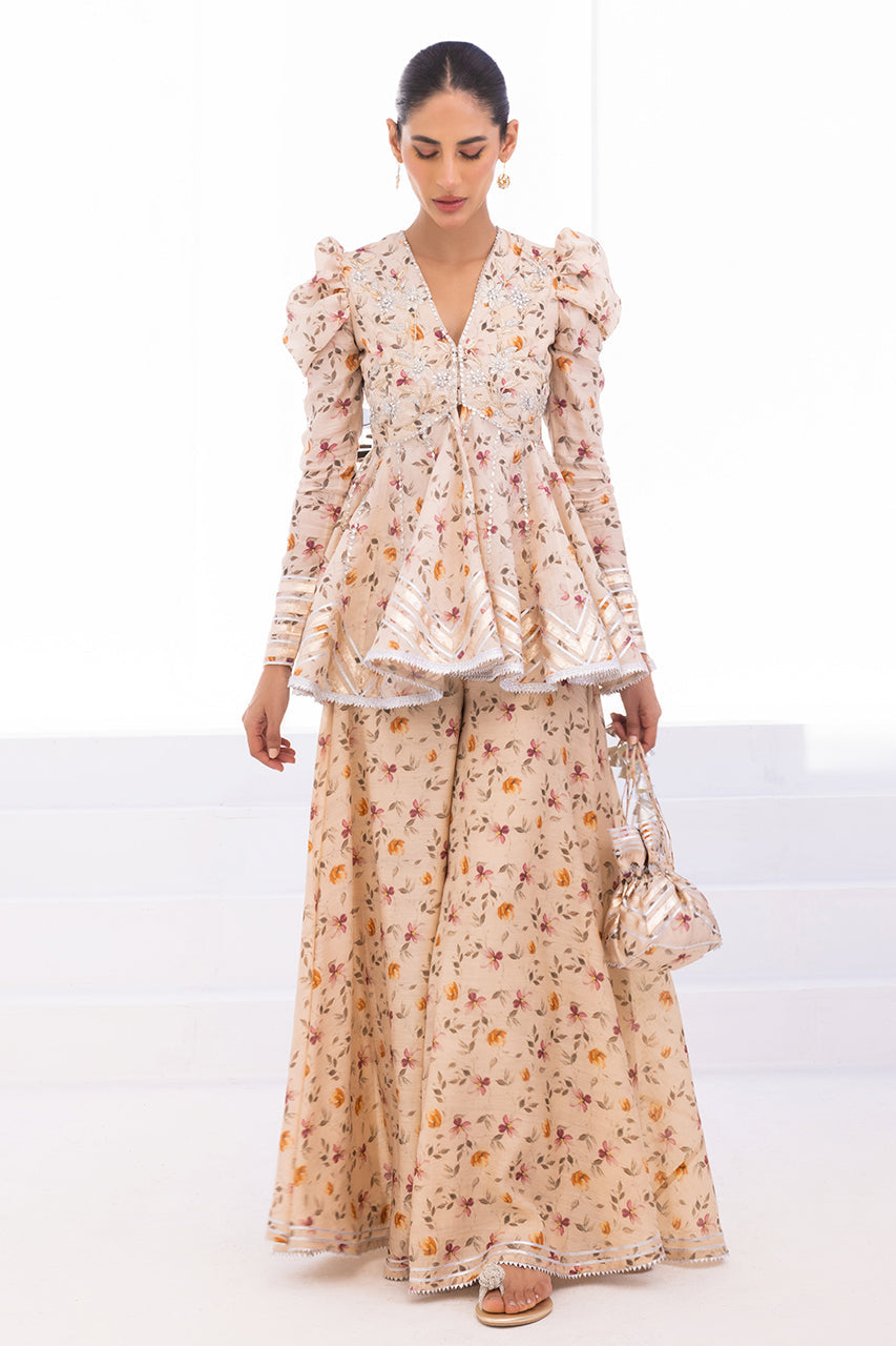 https://cdn.shopify.com/s/files/1/0588/3661/5221/products/Nina_5.jpg?v=1678792454
