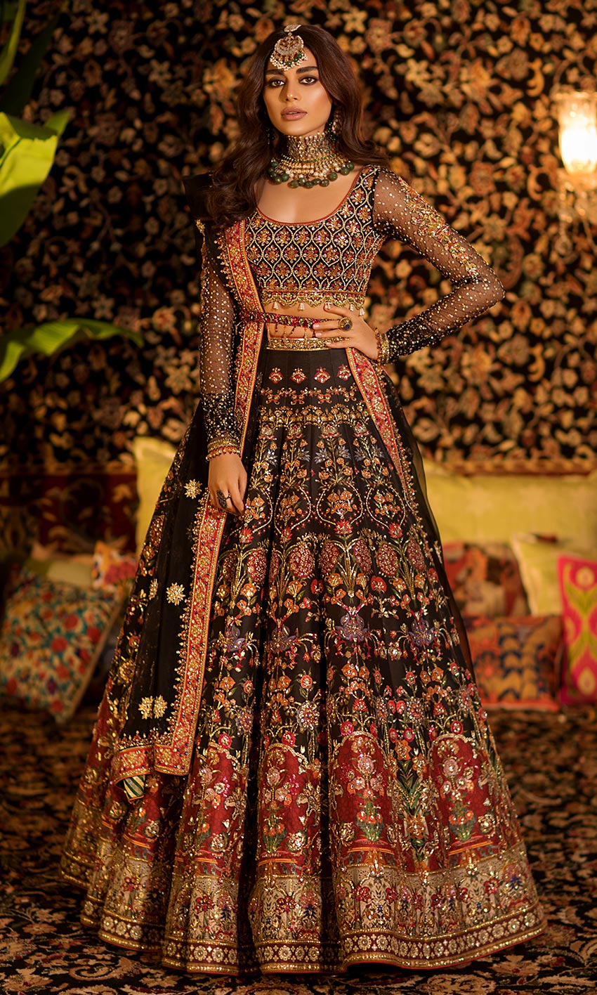 Nomi Ansari – N-713 Style
