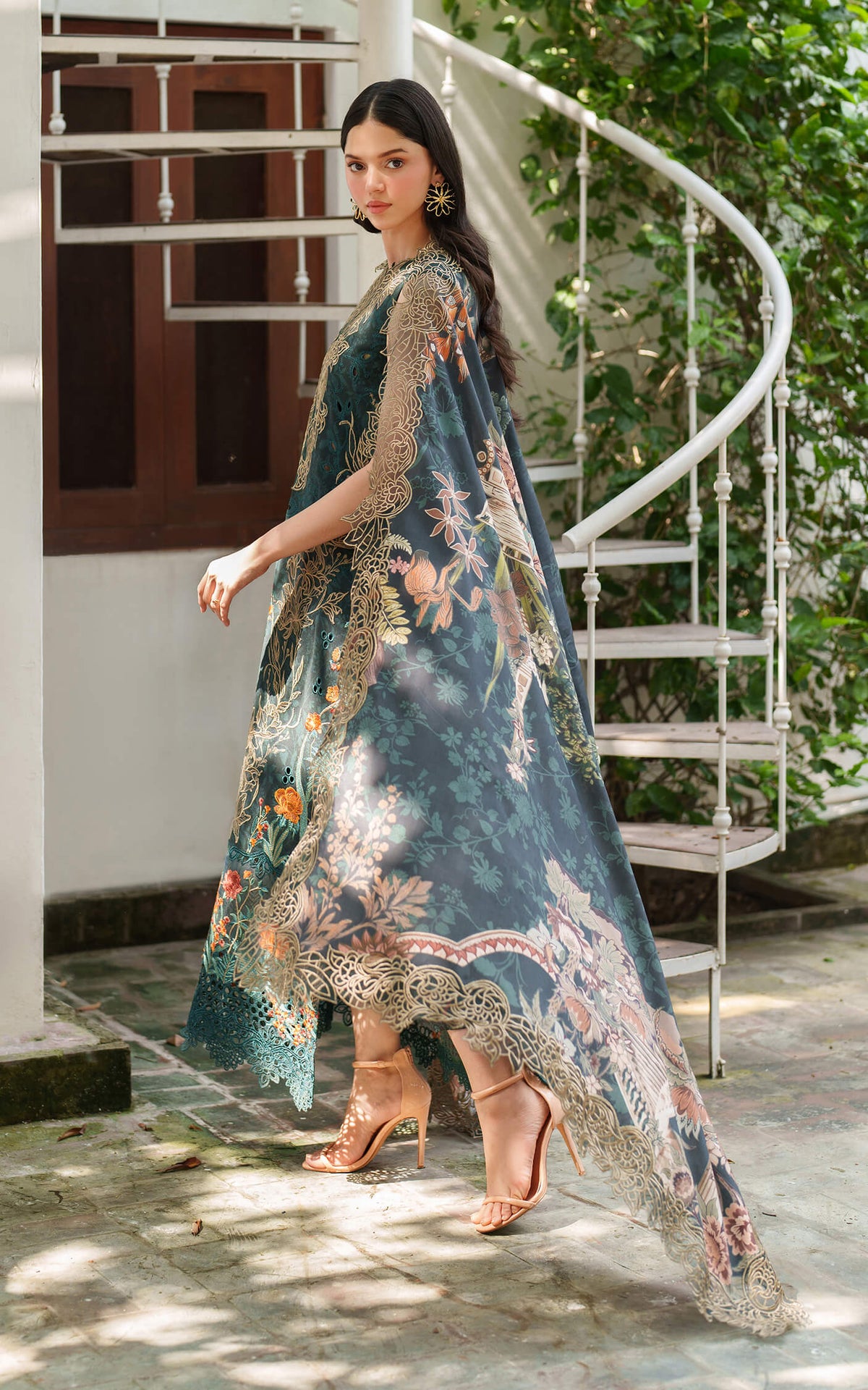 Nora LWC25-01 | 3pcs Embroidered Stitched Suit