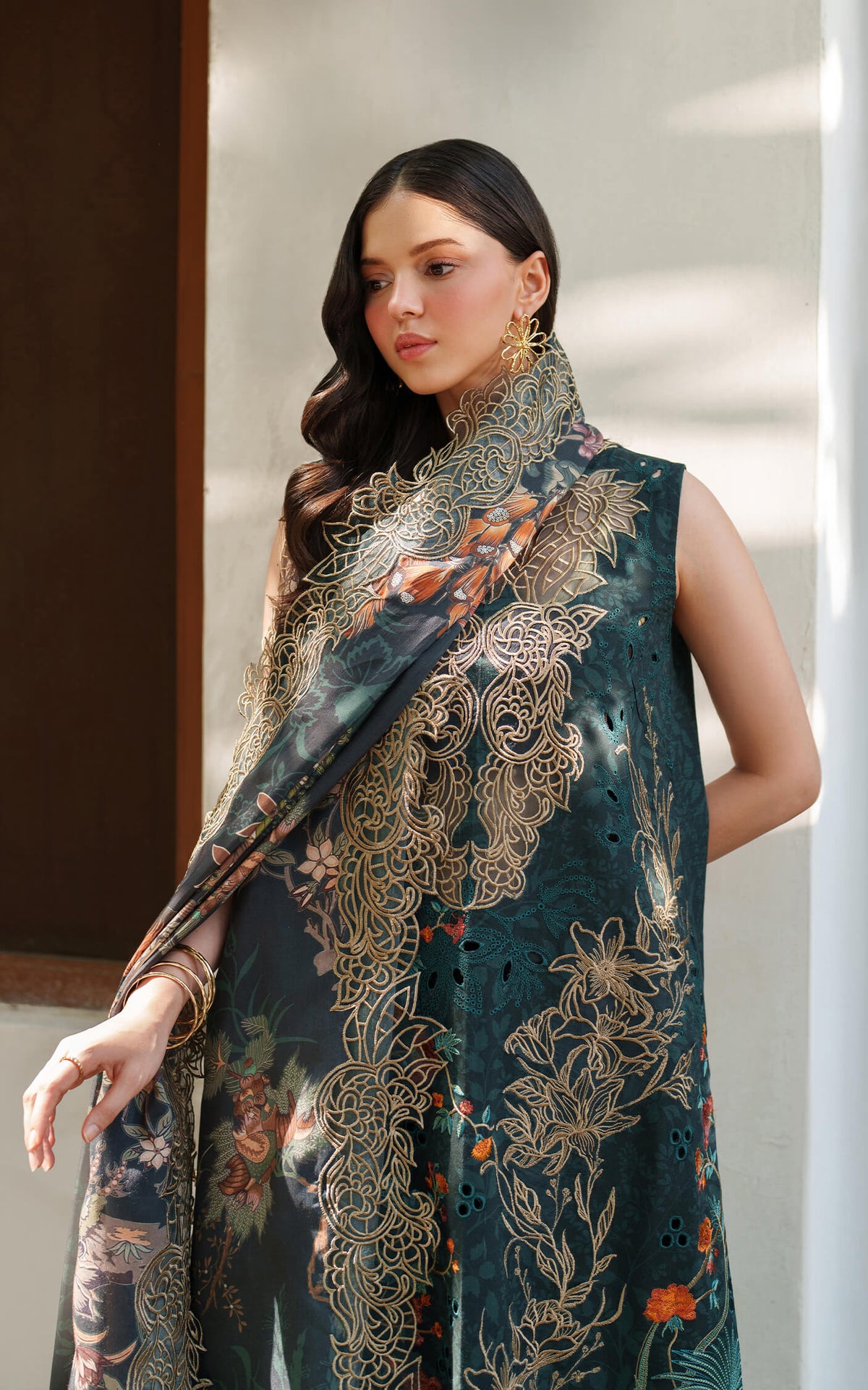 Nora LWC25-01 | 3pcs Embroidered Stitched Suit