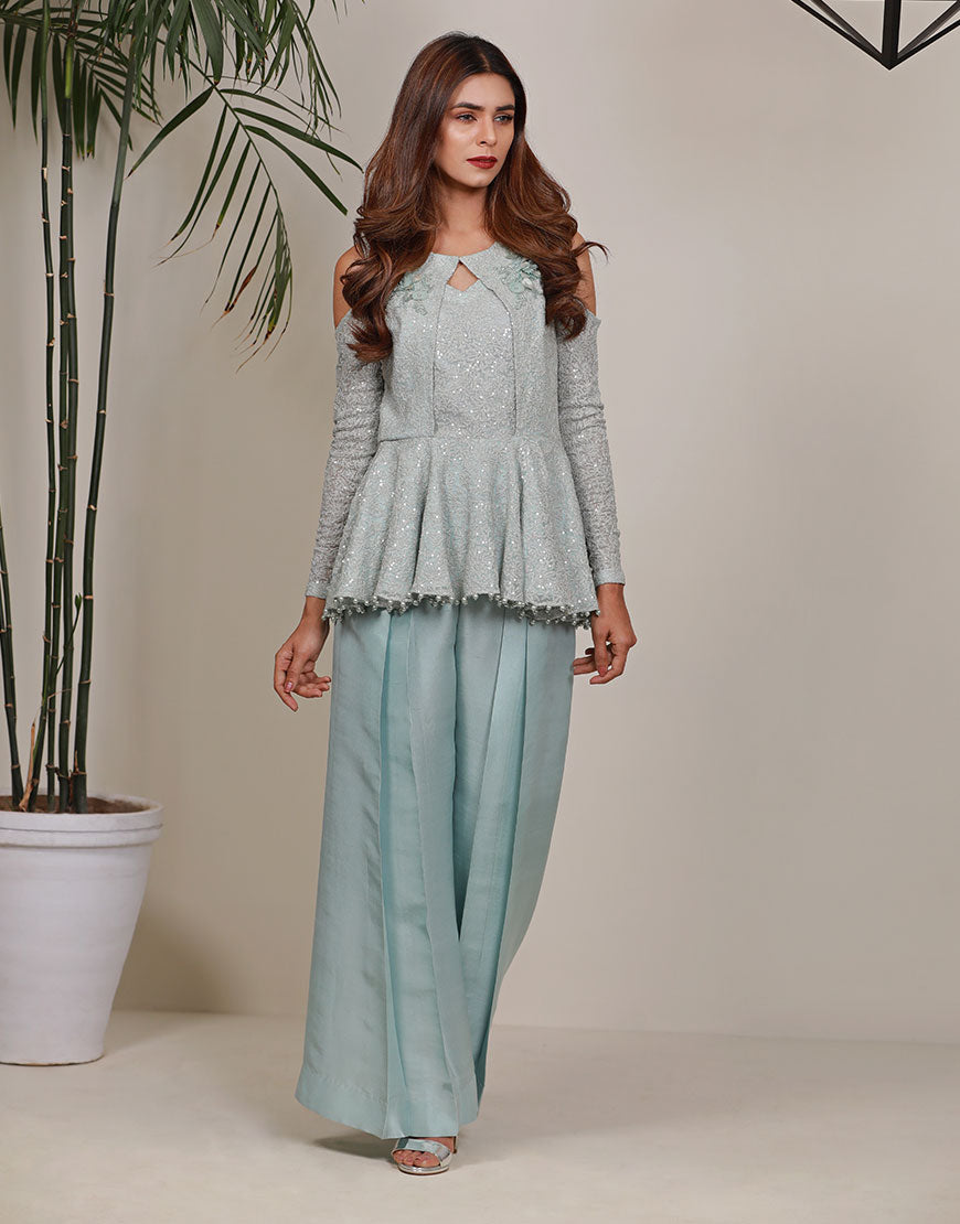 https://cdn.shopify.com/s/files/1/0262/2531/1795/products/OCEAN-BREEZE-01.jpg?v=1587686250