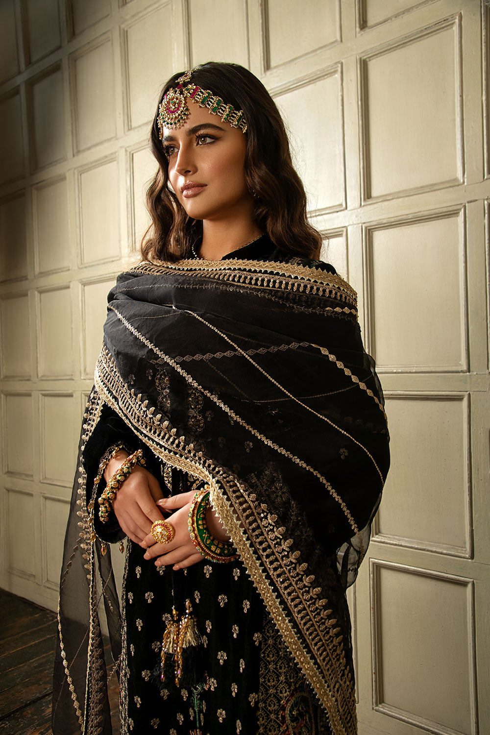Design 04 NUR Festive Collection '23 Unstitched