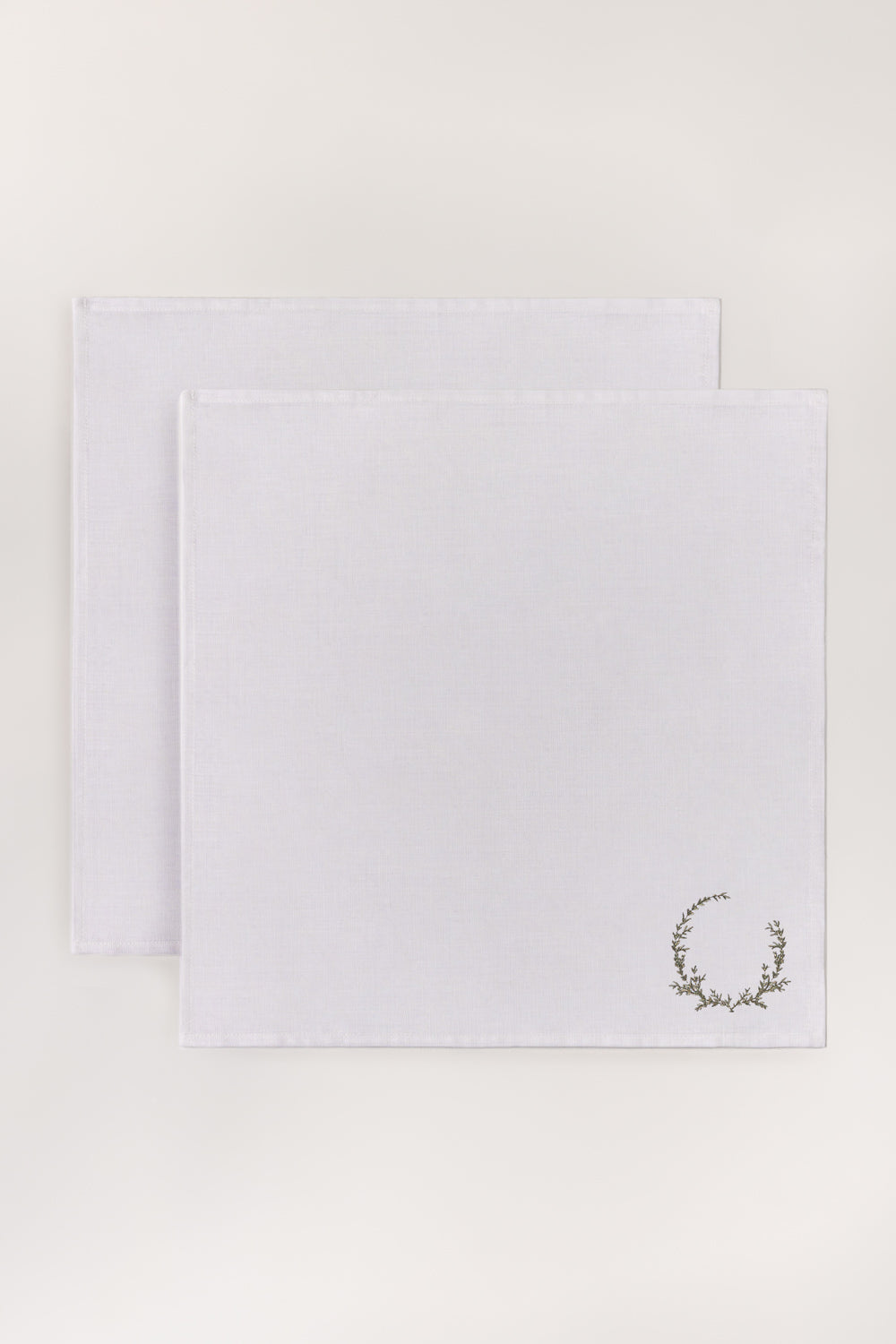 https://cdn.shopify.com/s/files/1/0706/3253/8159/files/Olive2pcsembroiderednapkinset_2.jpg?v=1780744965