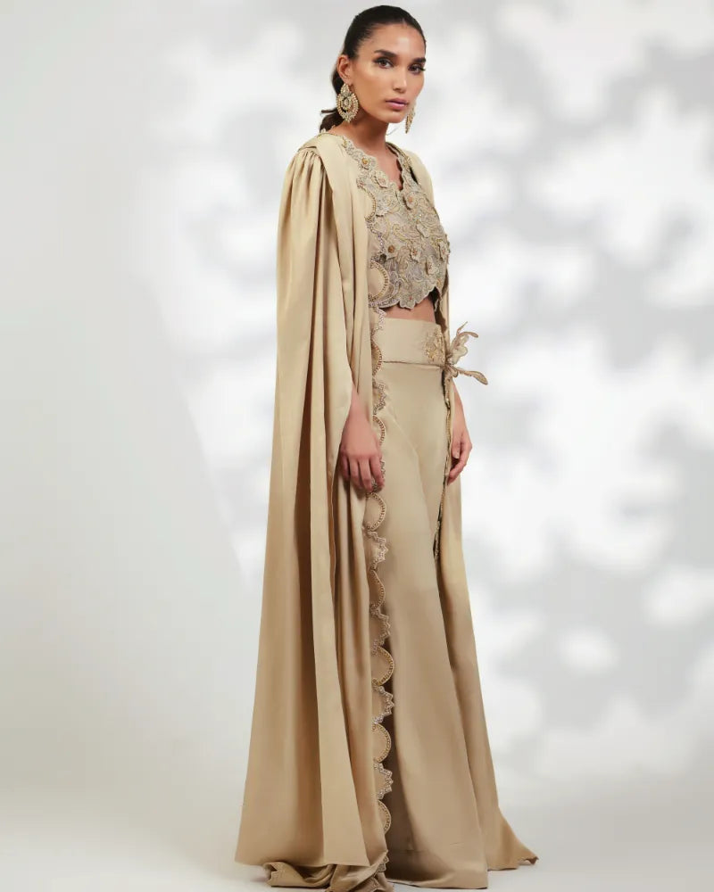 (FF-11) Zeen Cape