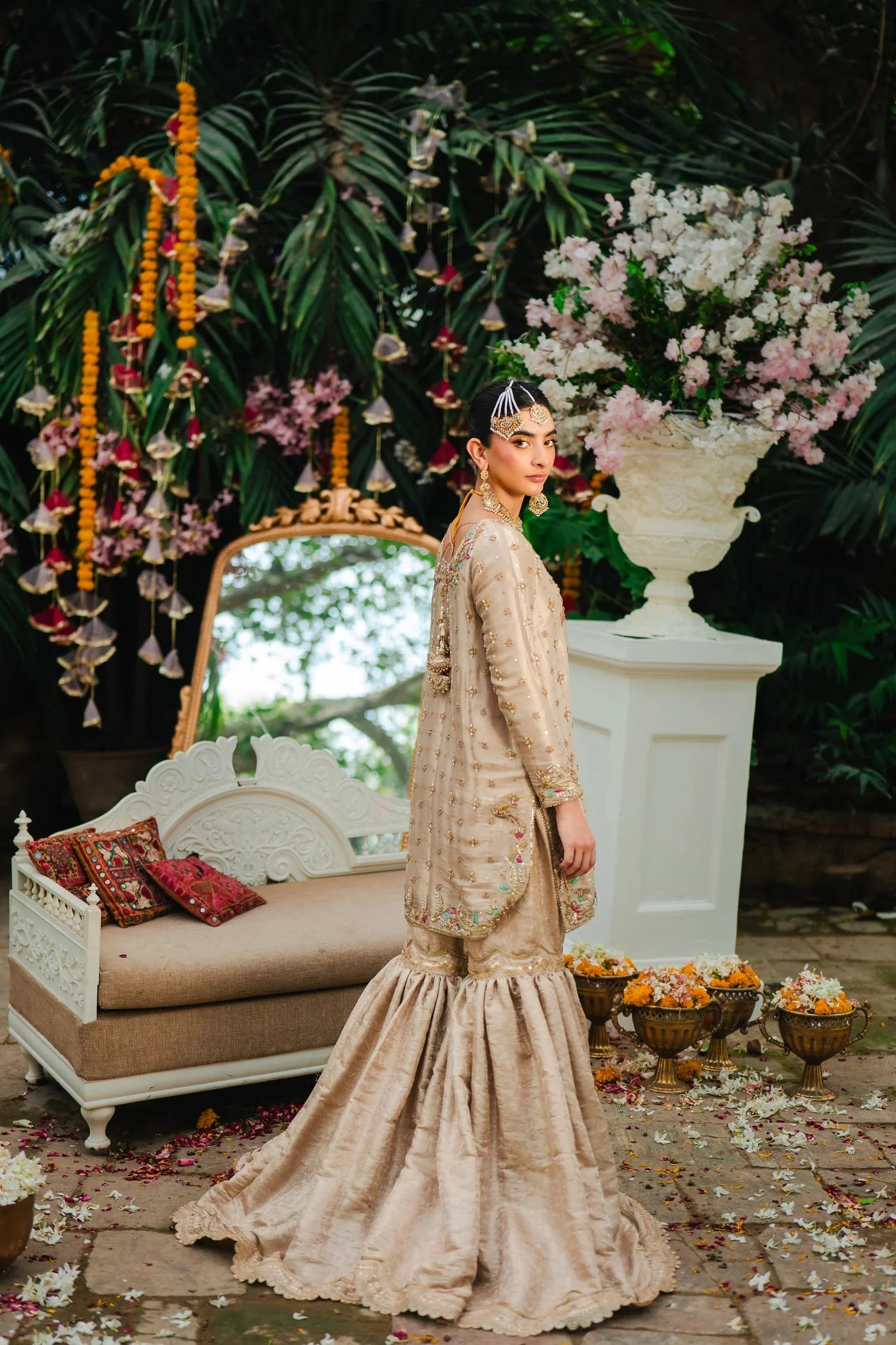 https://cdn.shopify.com/s/files/1/0923/1931/8403/files/P1369137.webp?v=1756724826