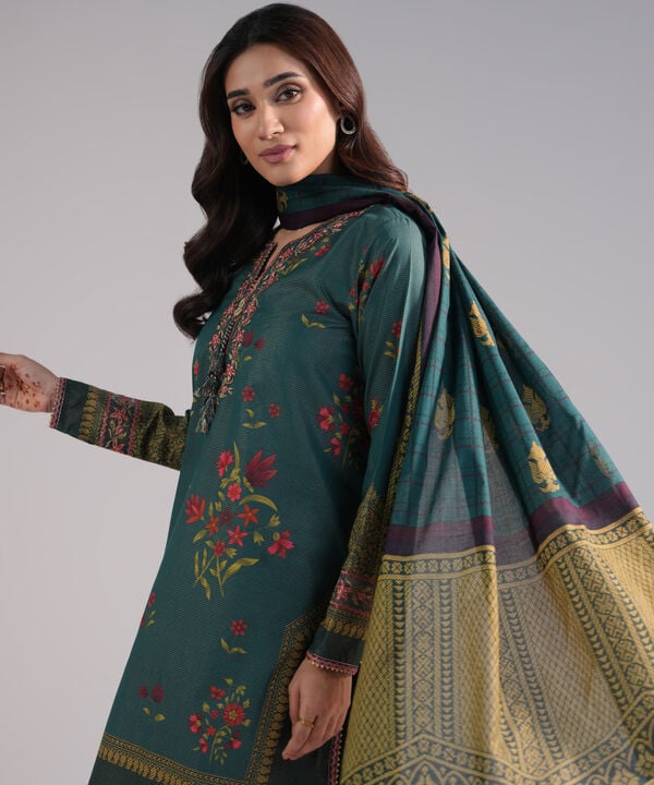 3 Piece - Embroidered Zari Lawn Suit