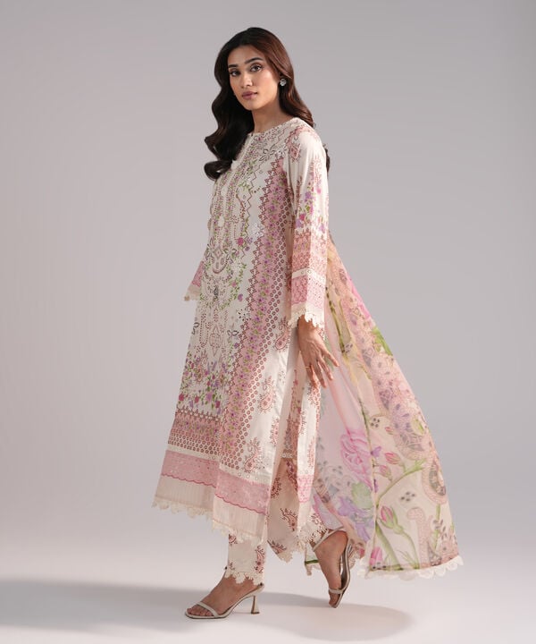 3 Piece - Embroidered Lawn Suit