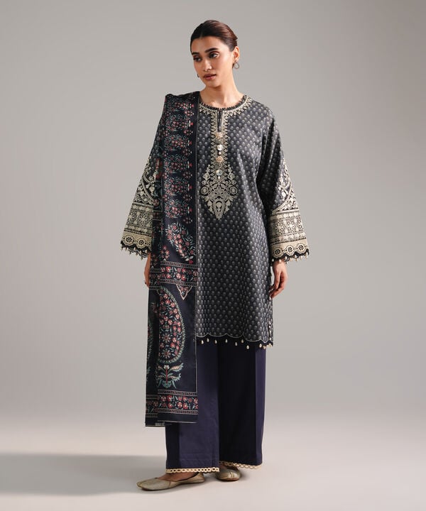 3 Piece - Embroidered Zari Lawn Suit