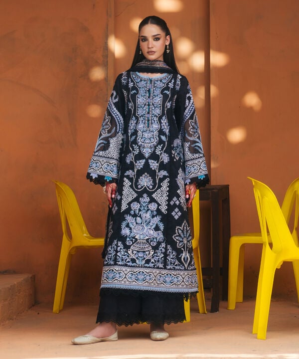 3 Piece - Embroidered Jacquard Suit