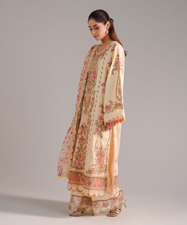 3 Piece - Embroidered Jacquard Suit
