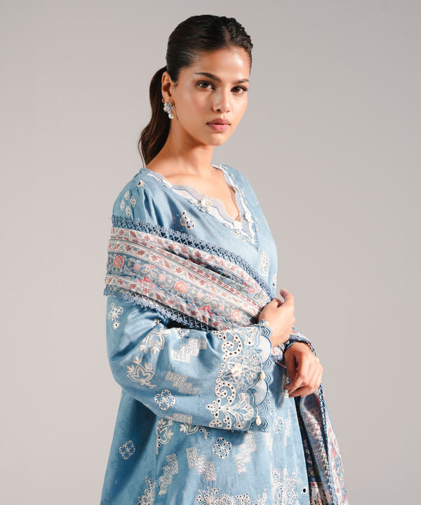 3 Piece - Embroidered Jacquard Suit