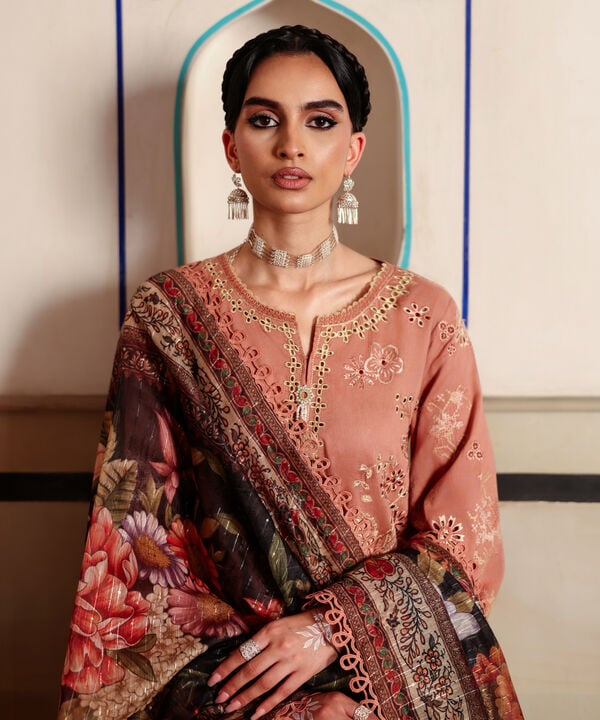 3 Piece - Embroidered Jacquard Suit