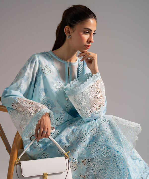 3 Piece - Embroidered Jacquard Suit