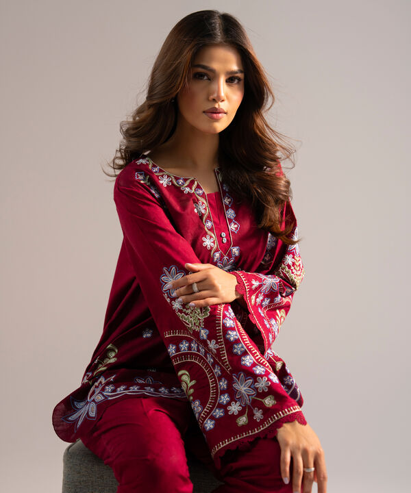2 Piece - Embroidered Jacquard Suit
