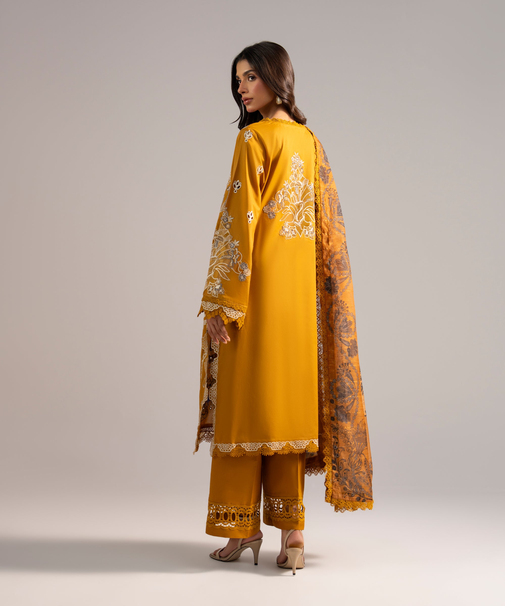 RTW 3 PC Suit PBS26SCHV666