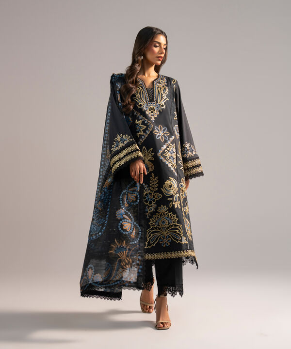 3 Piece - Embroidered Lawn Suit