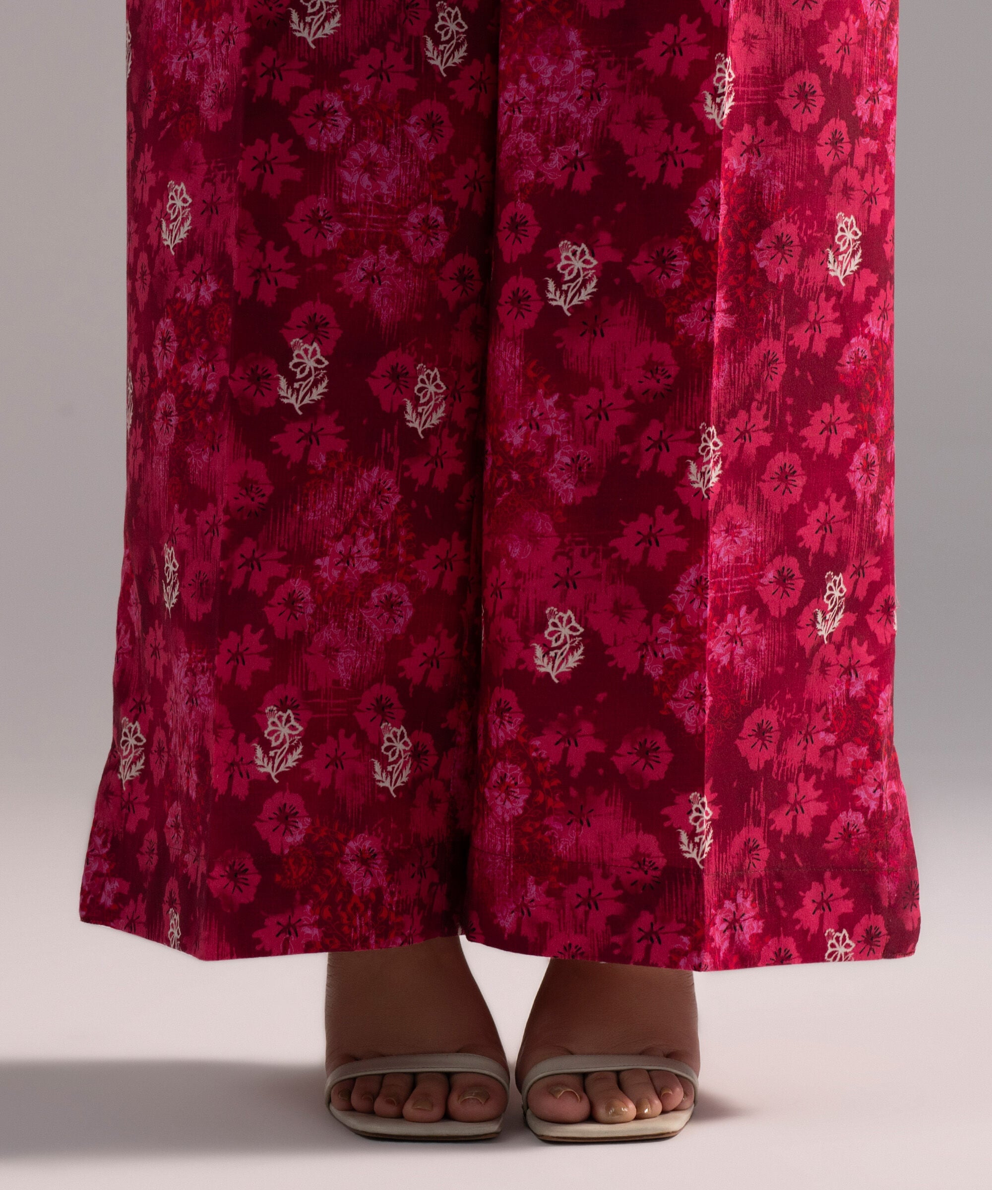 Shop SAPPHIRE Ready to Wear Up to 50% off