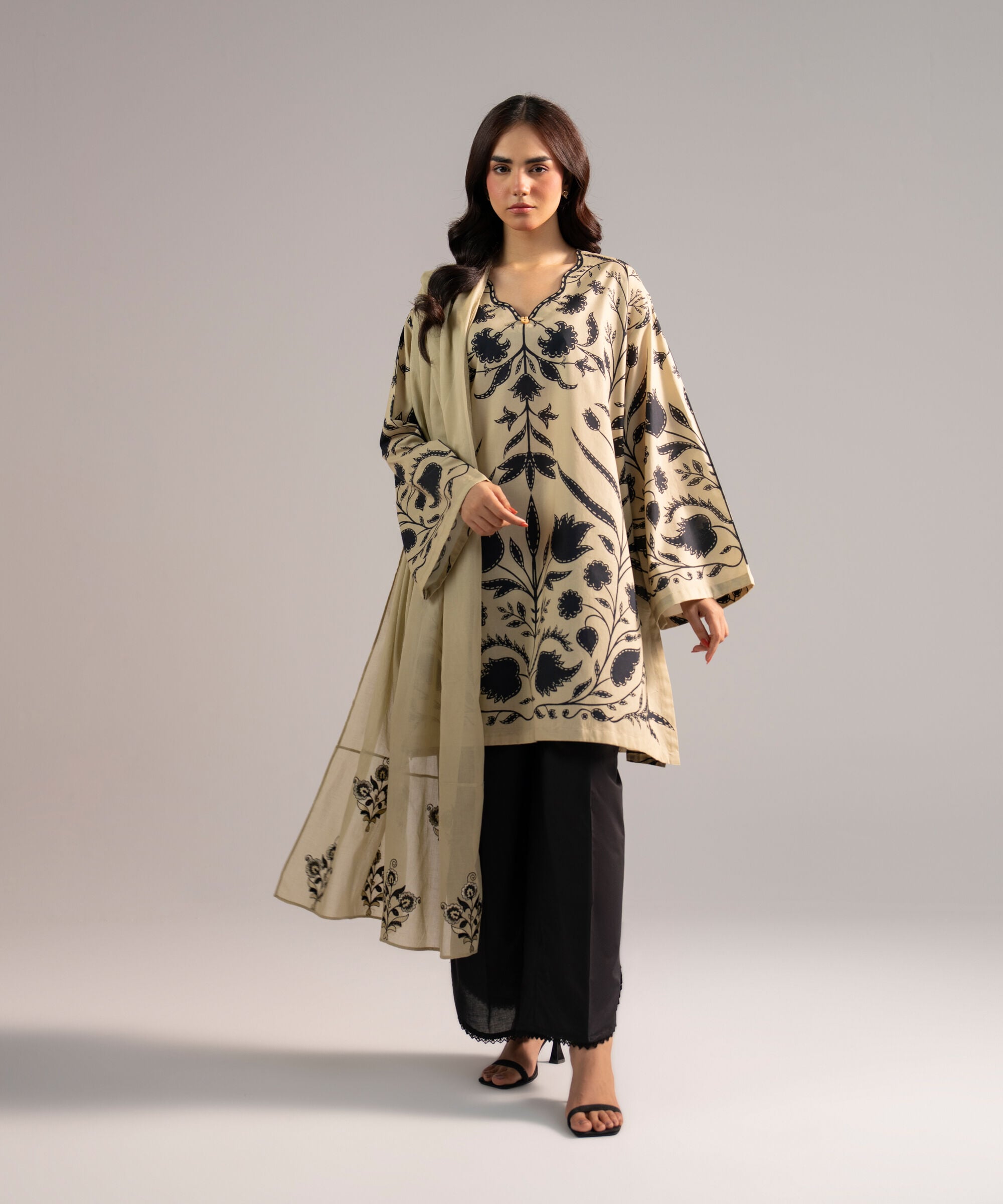 3 Piece - Printed Lawn Suit