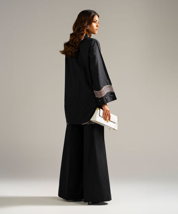 2 Piece - Embroidered Jacquard Suit