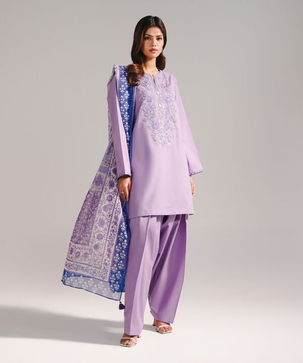 3 Piece - Embroidered Lawn Suit