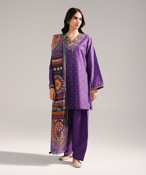 3 Piece - Embroidered Zari Lawn Suit