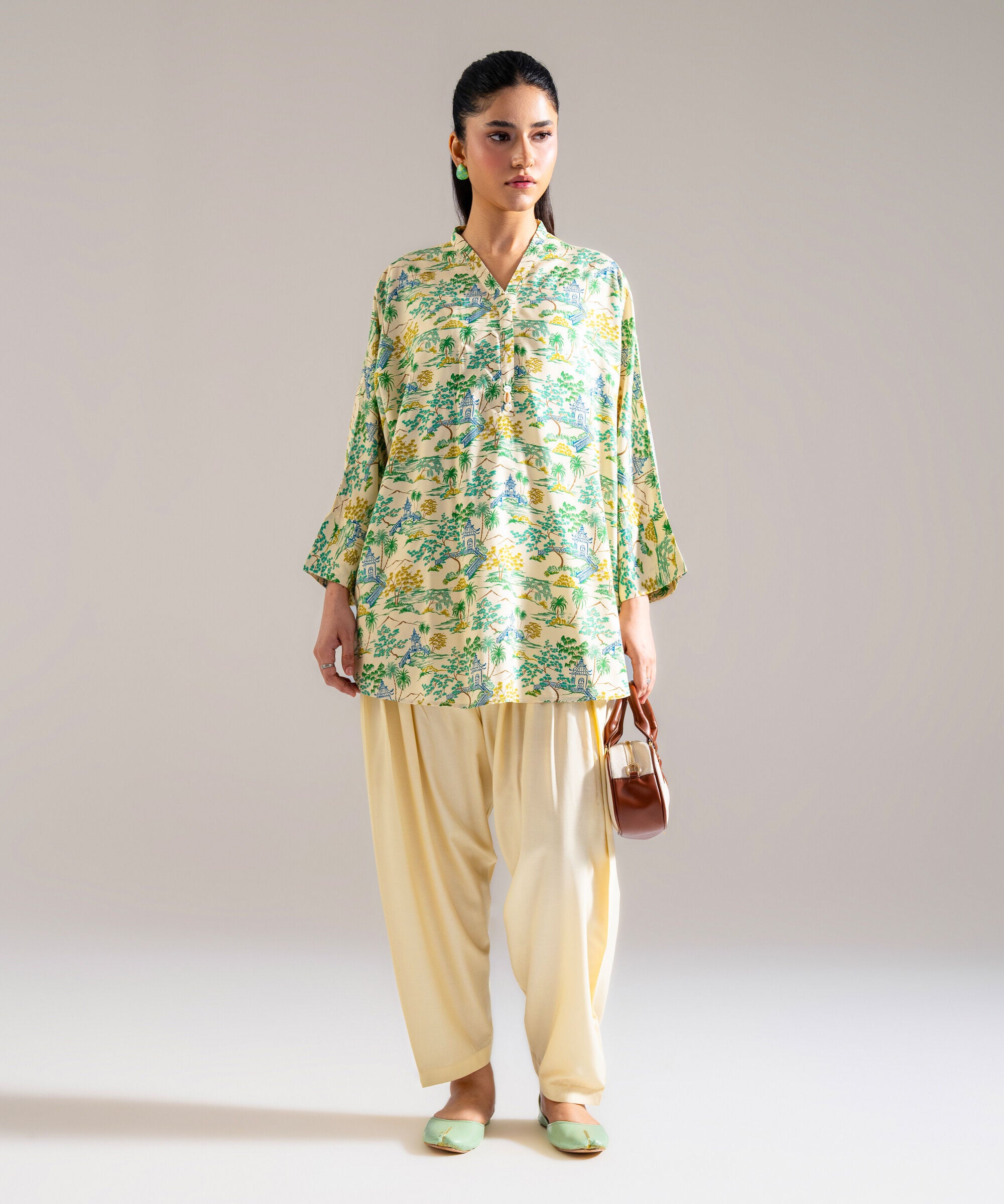 2 Piece - Printed Arabic Lawn Suit PBW26CASTV91
