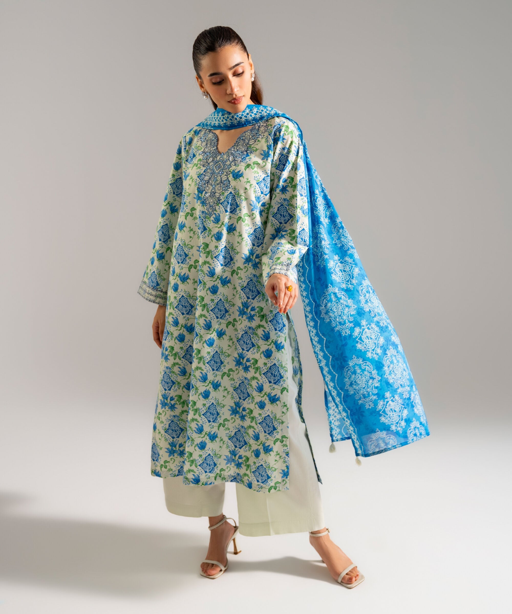 3 Piece - Embroidered Cambric Suit PBW26CHMV914