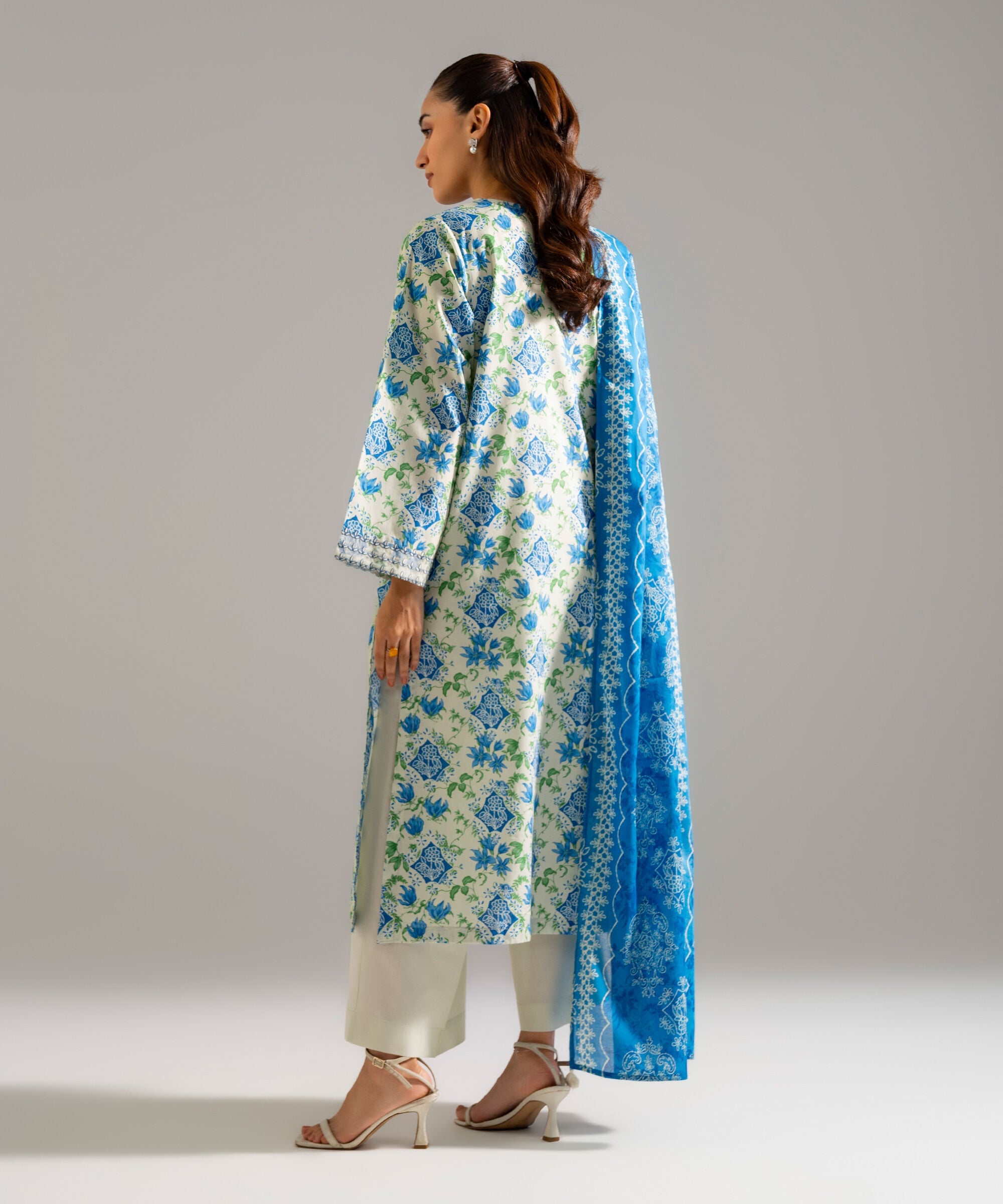 3 Piece - Embroidered Cambric Suit PBW26CHMV914