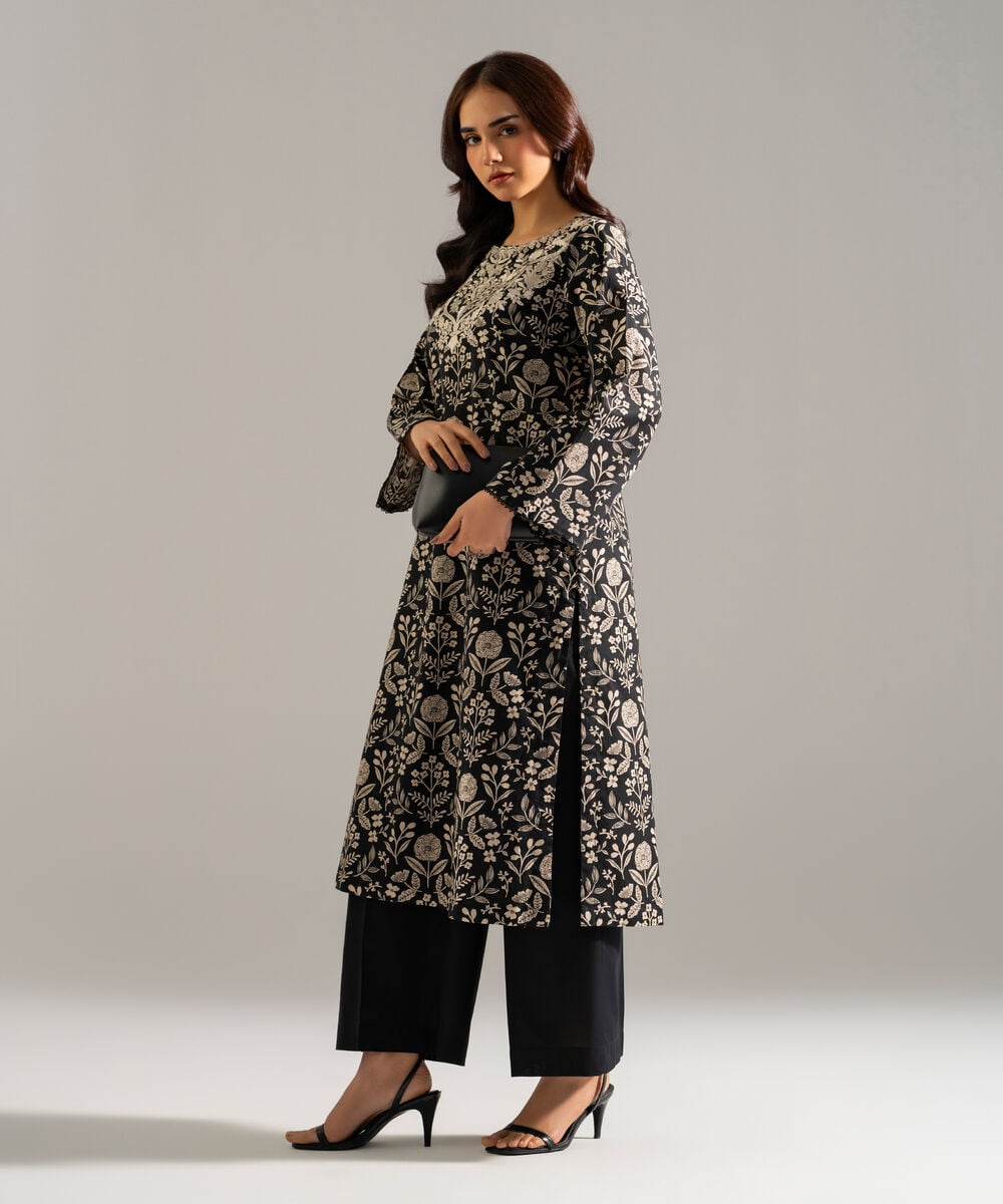 2 Piece - Embroidered Lawn Suit PBW26CSTV916