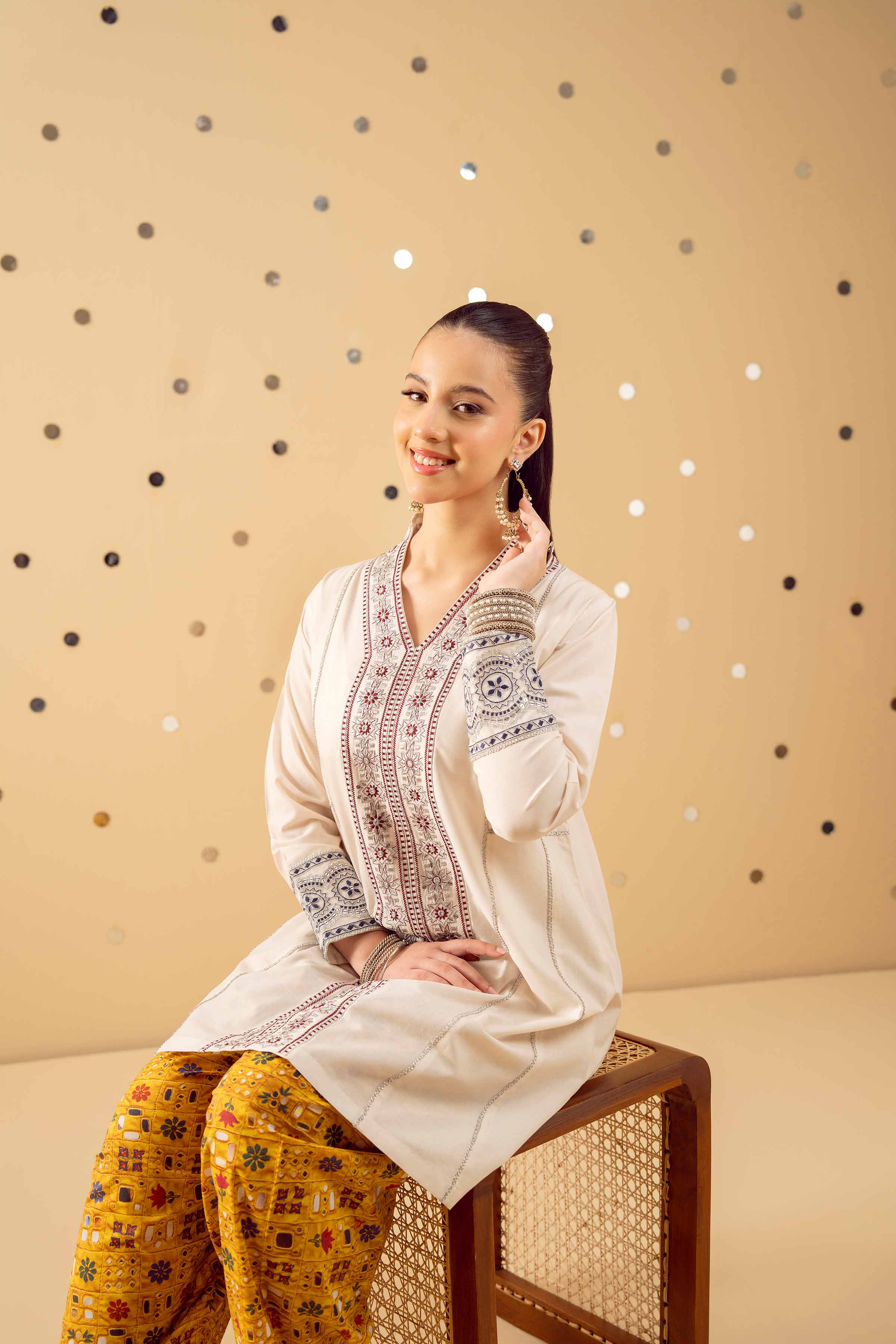 2 Piece - Printed Embroidered Suit - PE25-521