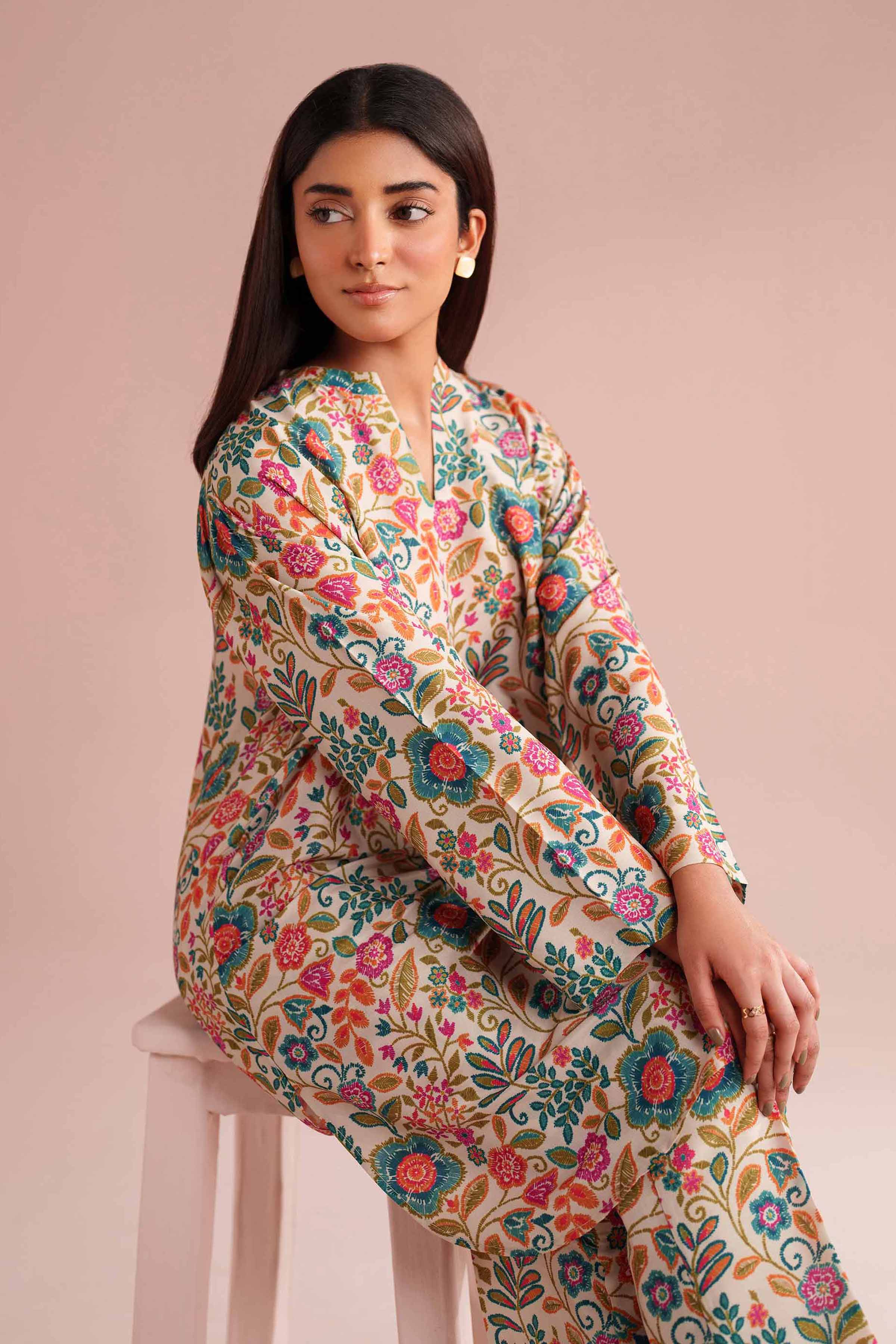 2 Piece - Printed Suit - PE26-16