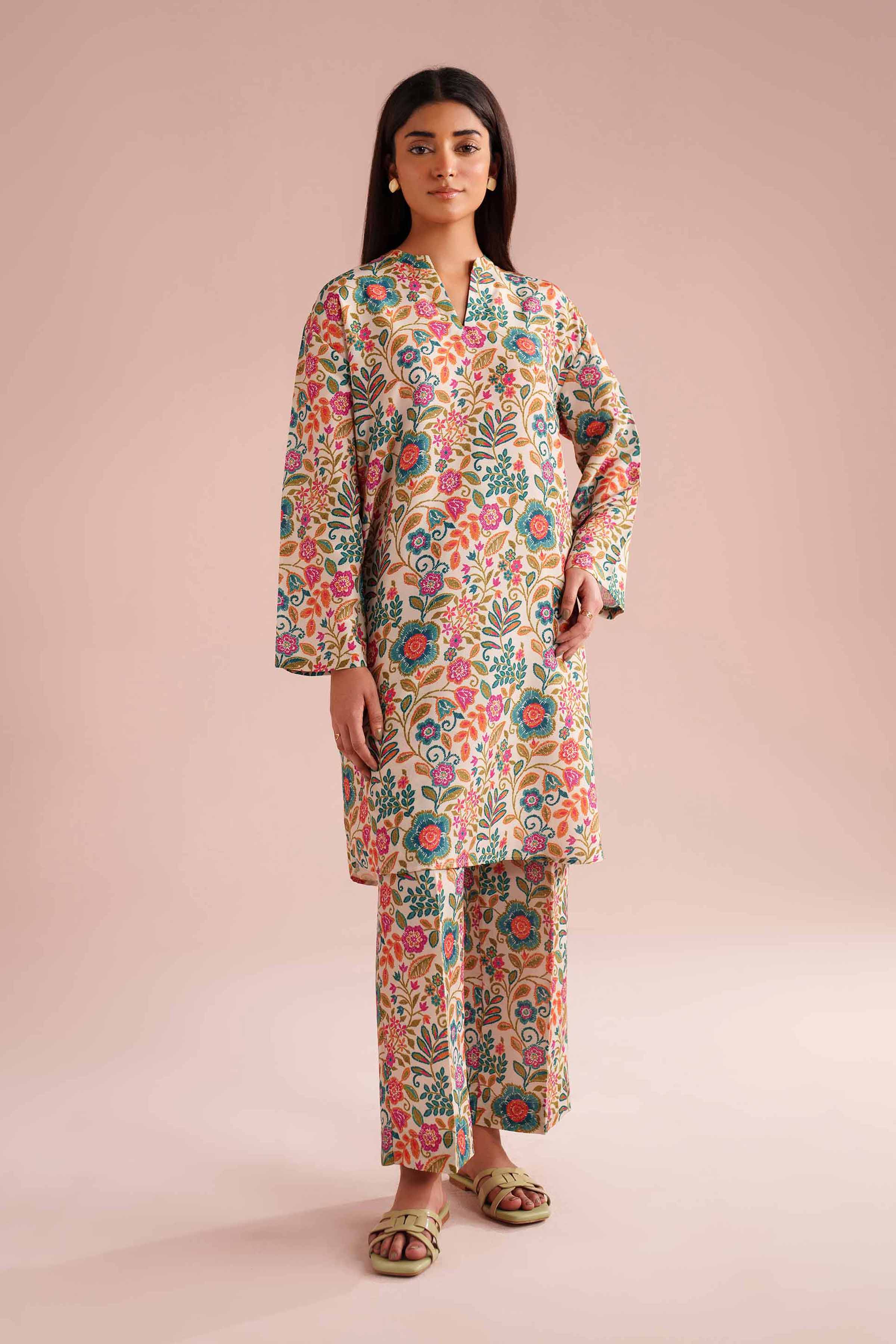2 Piece - Printed Suit - PE26-16