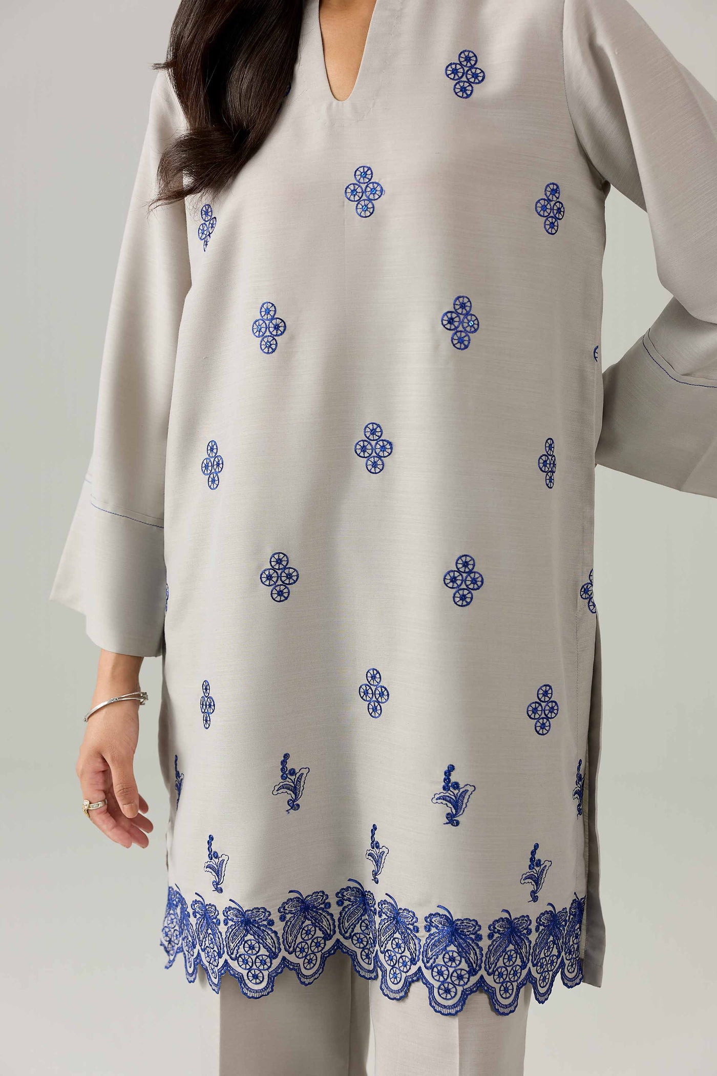 https://cdn.shopify.com/s/files/1/0534/2065/4791/files/PE26-161--_5.jpg?v=1780294169