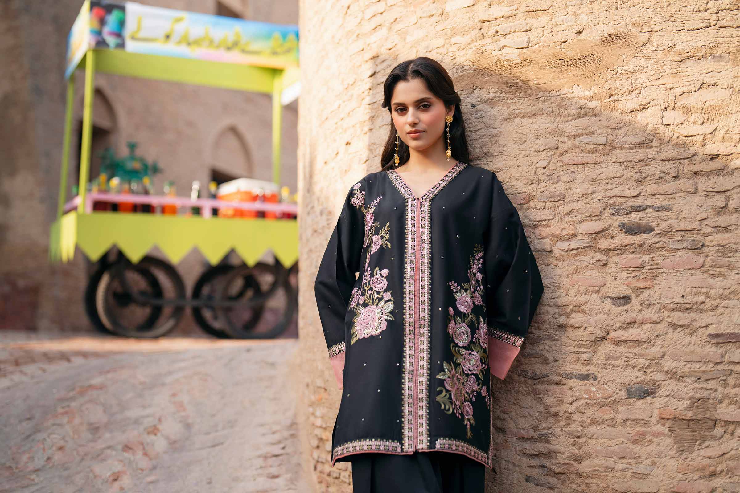 2 Piece - Embroidered Suit - PE26-249