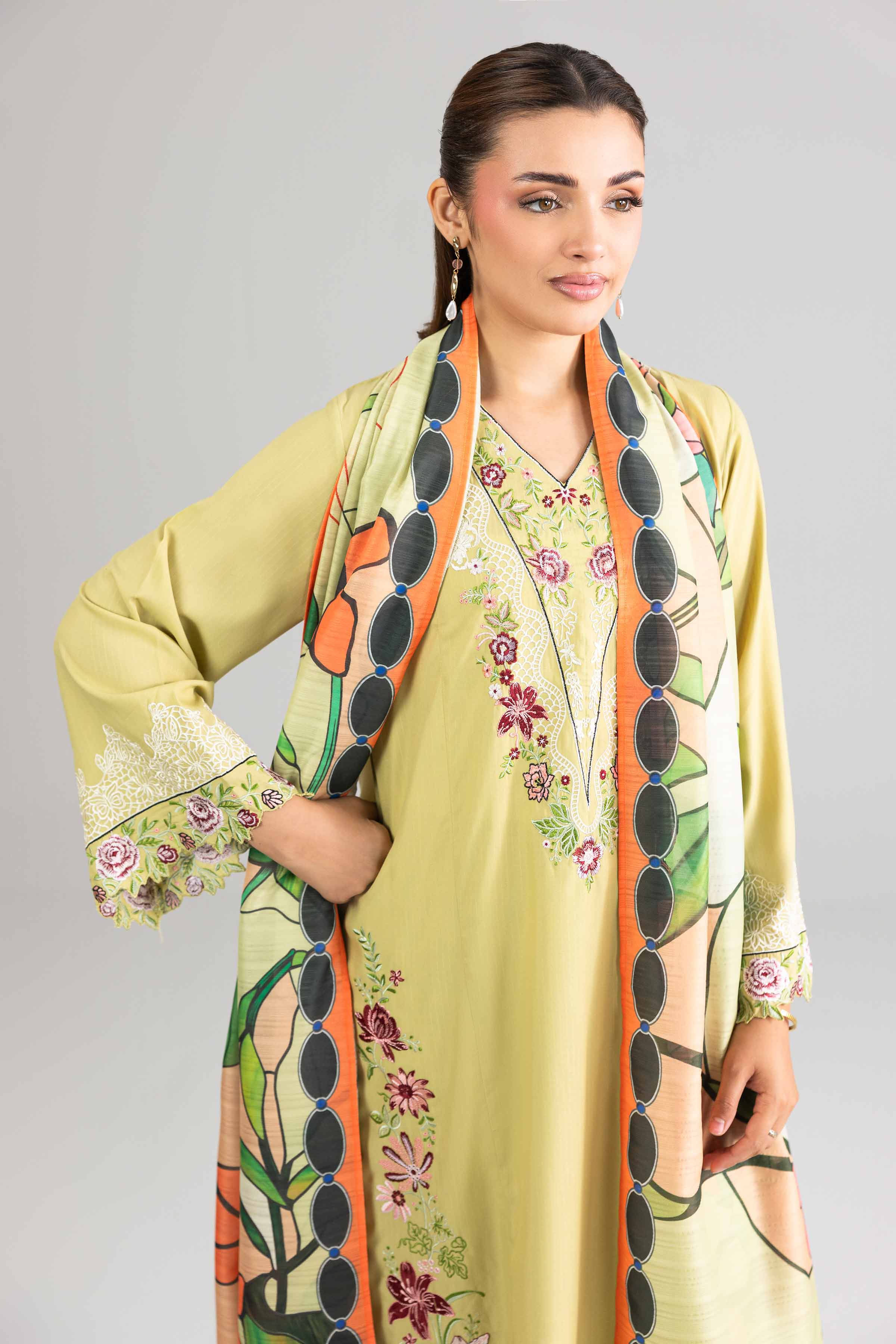 3 Piece - Embroidered Suit - PE26-306