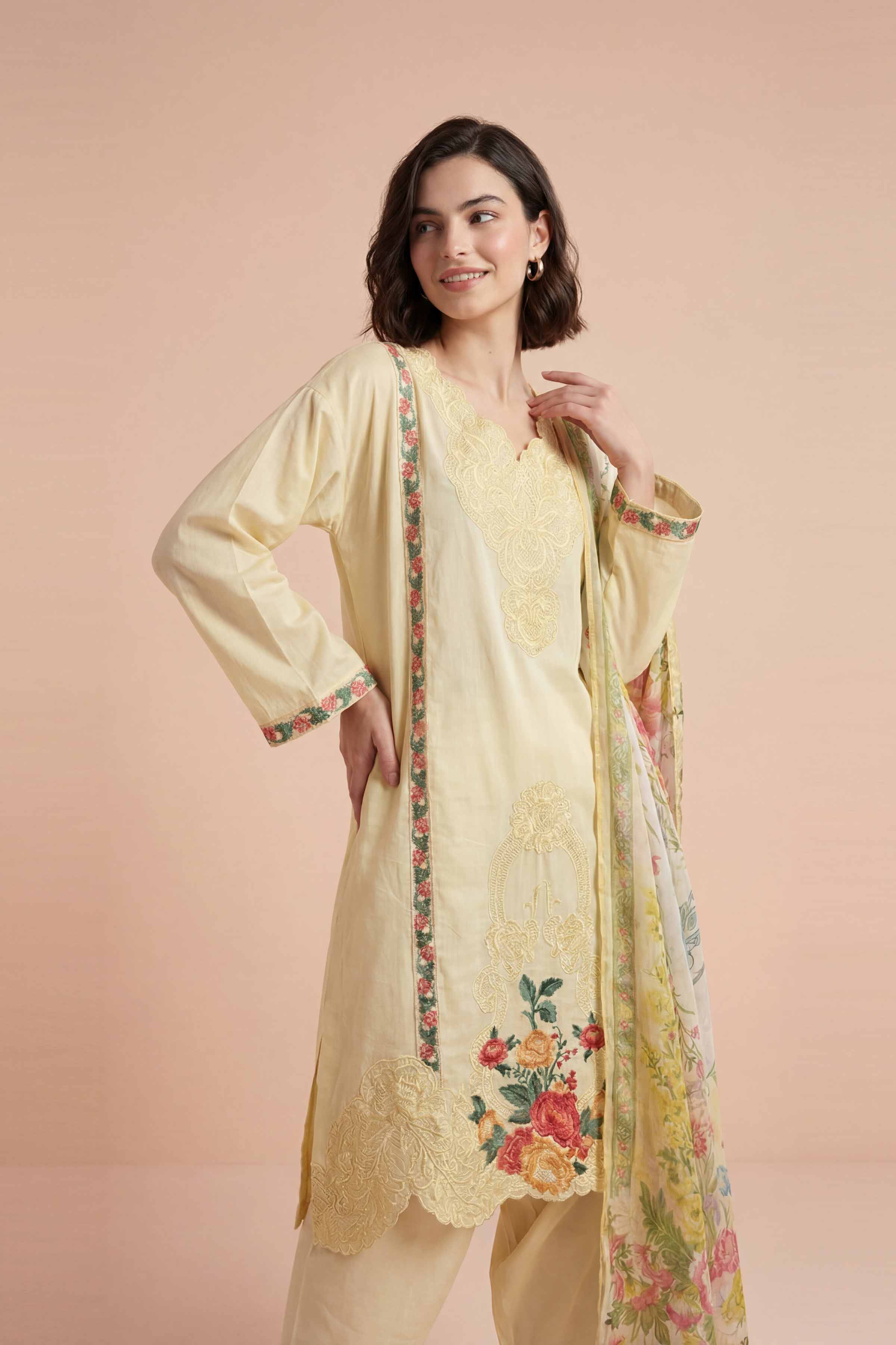 3 Piece - Embroidered Suit - PE26-318
