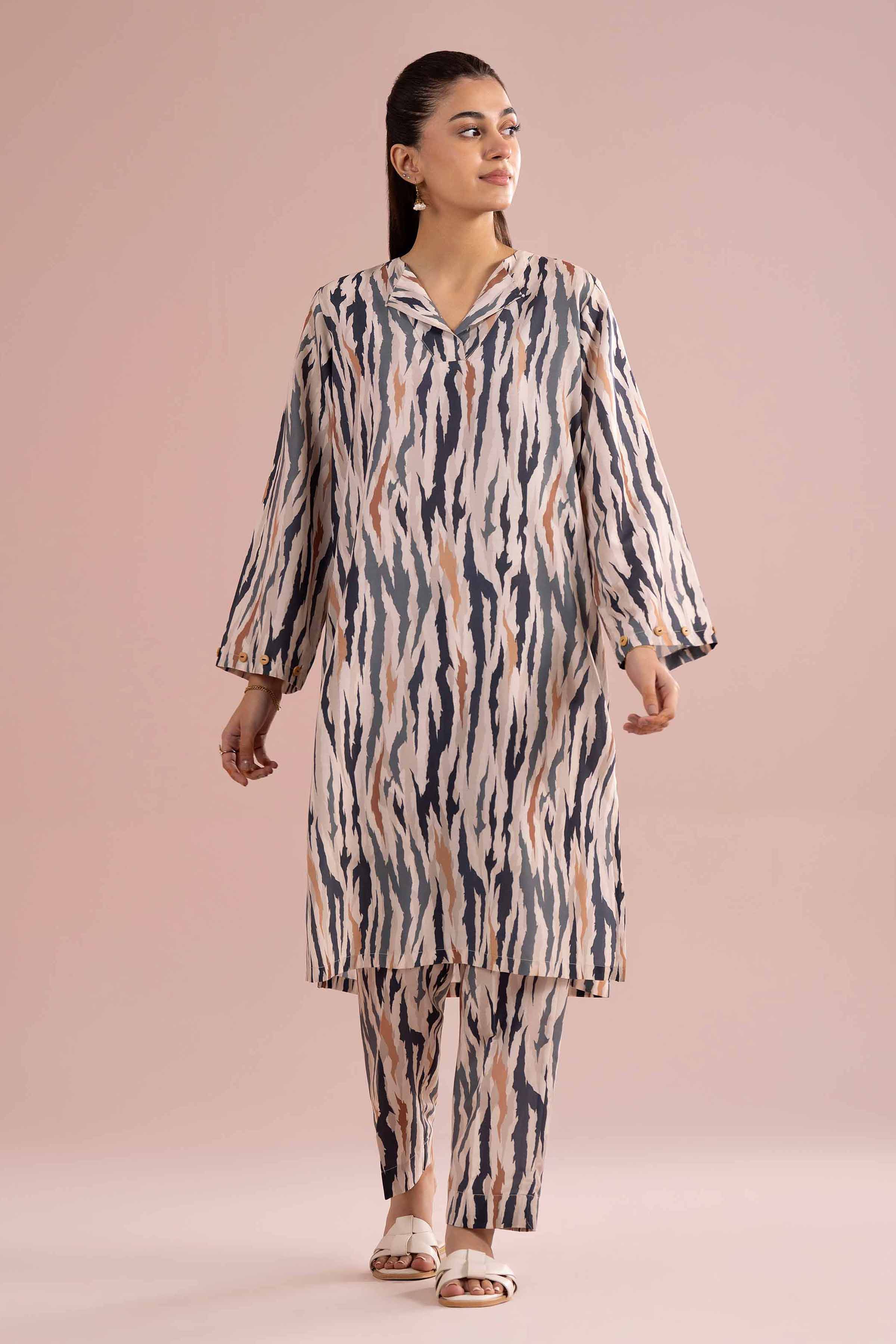 2 Piece - Printed Suit - PE26-365