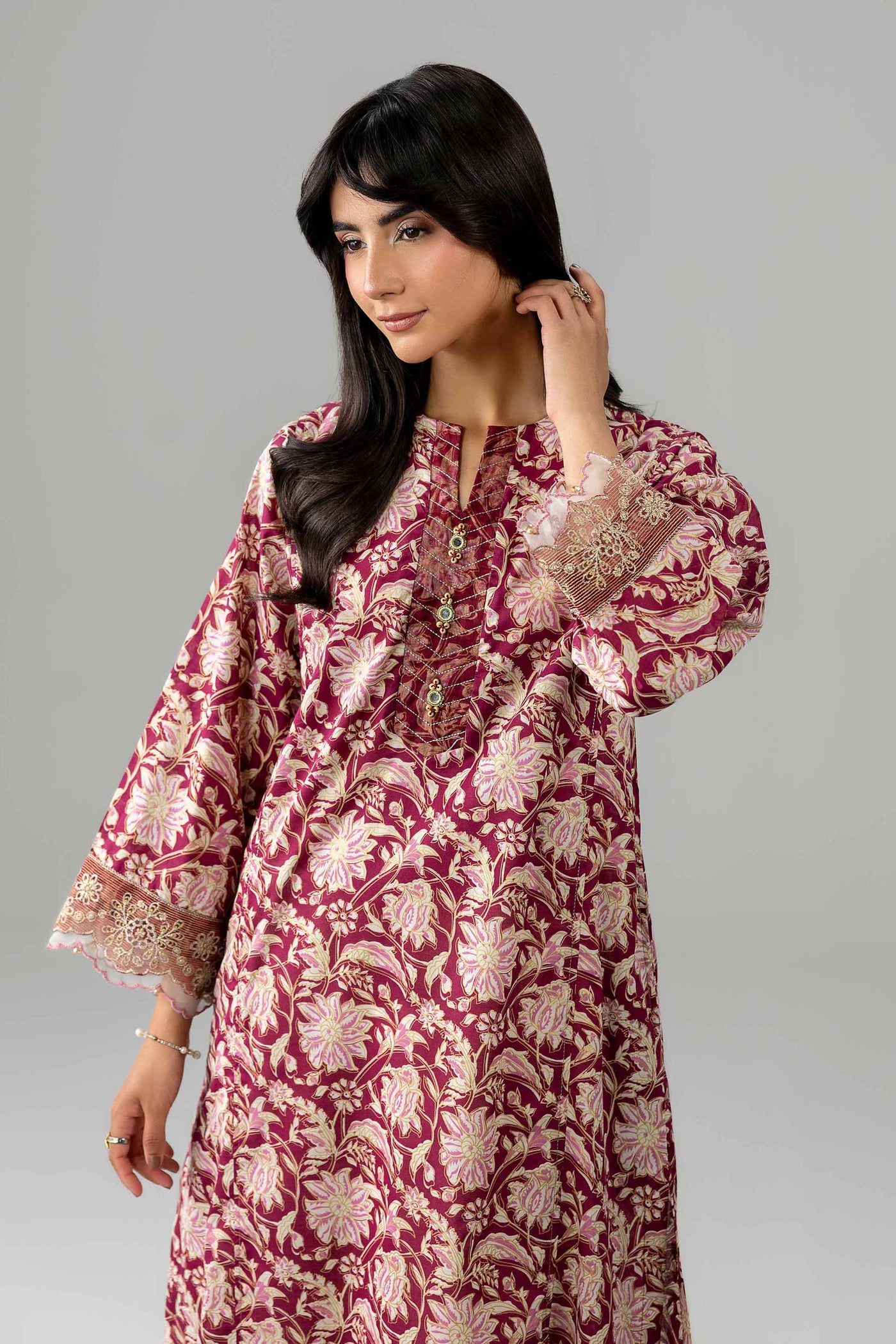 https://cdn.shopify.com/s/files/1/0534/2065/4791/files/PE26-377-_7.jpg?v=1780460657