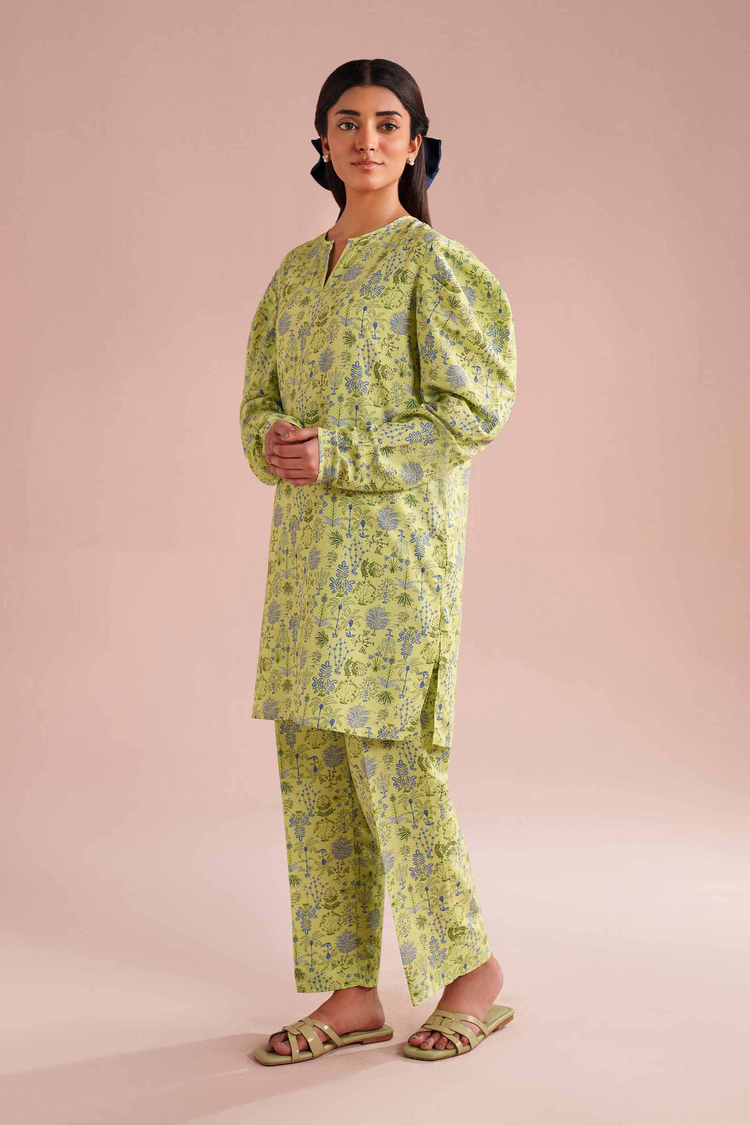 2 Piece - Printed Suit - PE26-420