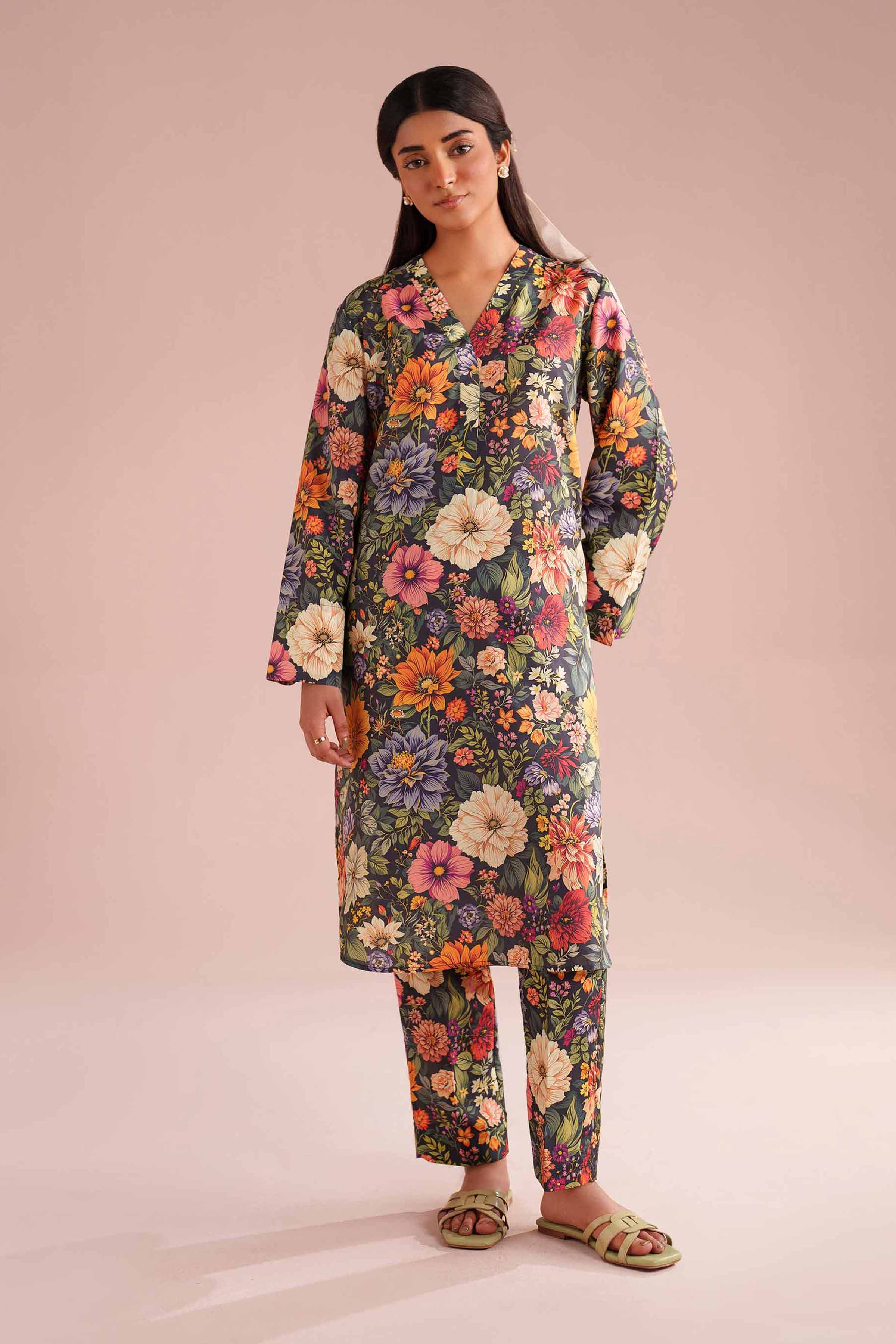 2 Piece - Printed Suit - PE26-425