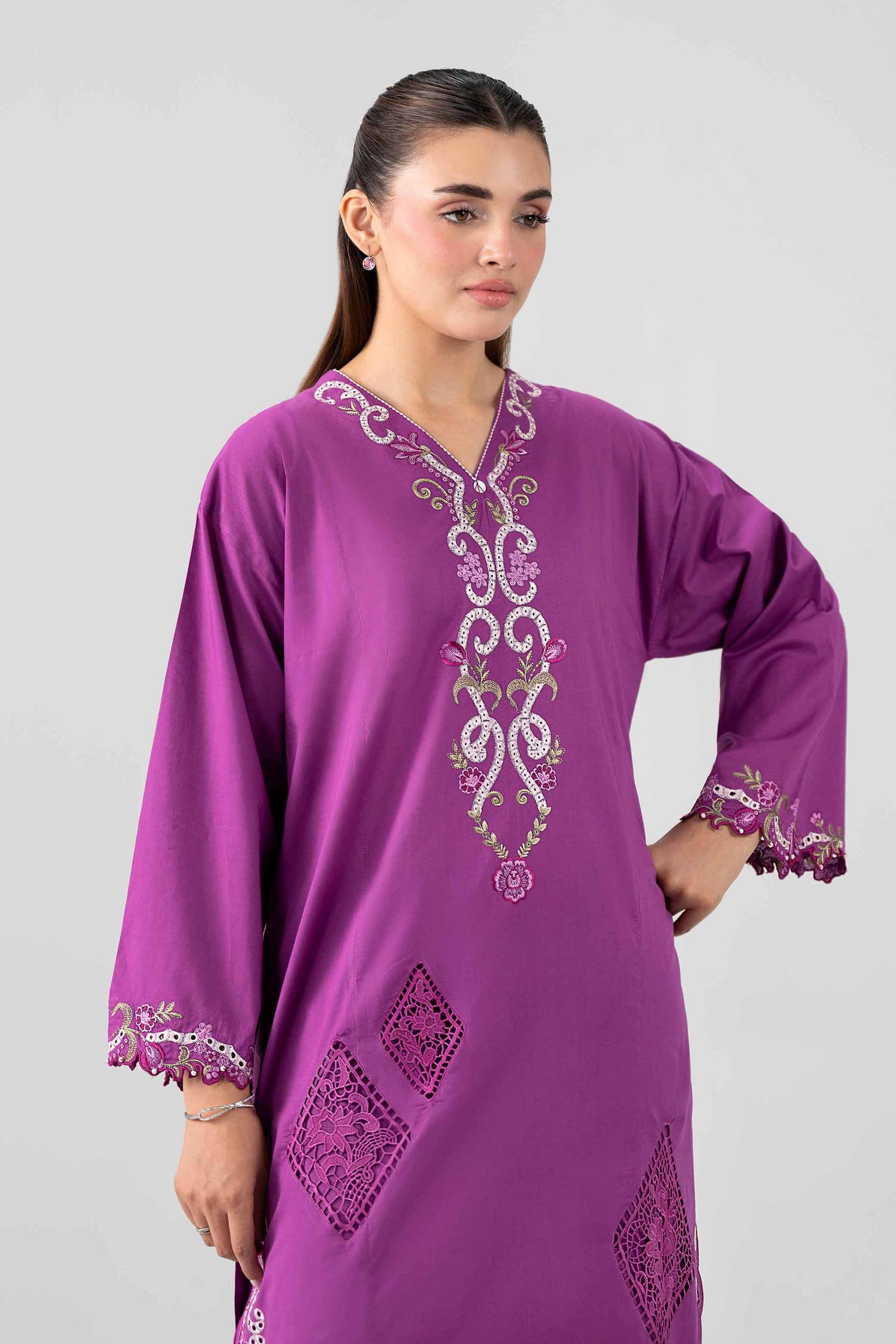 https://cdn.shopify.com/s/files/1/0534/2065/4791/files/PE26-455-_7.jpg?v=1780295379