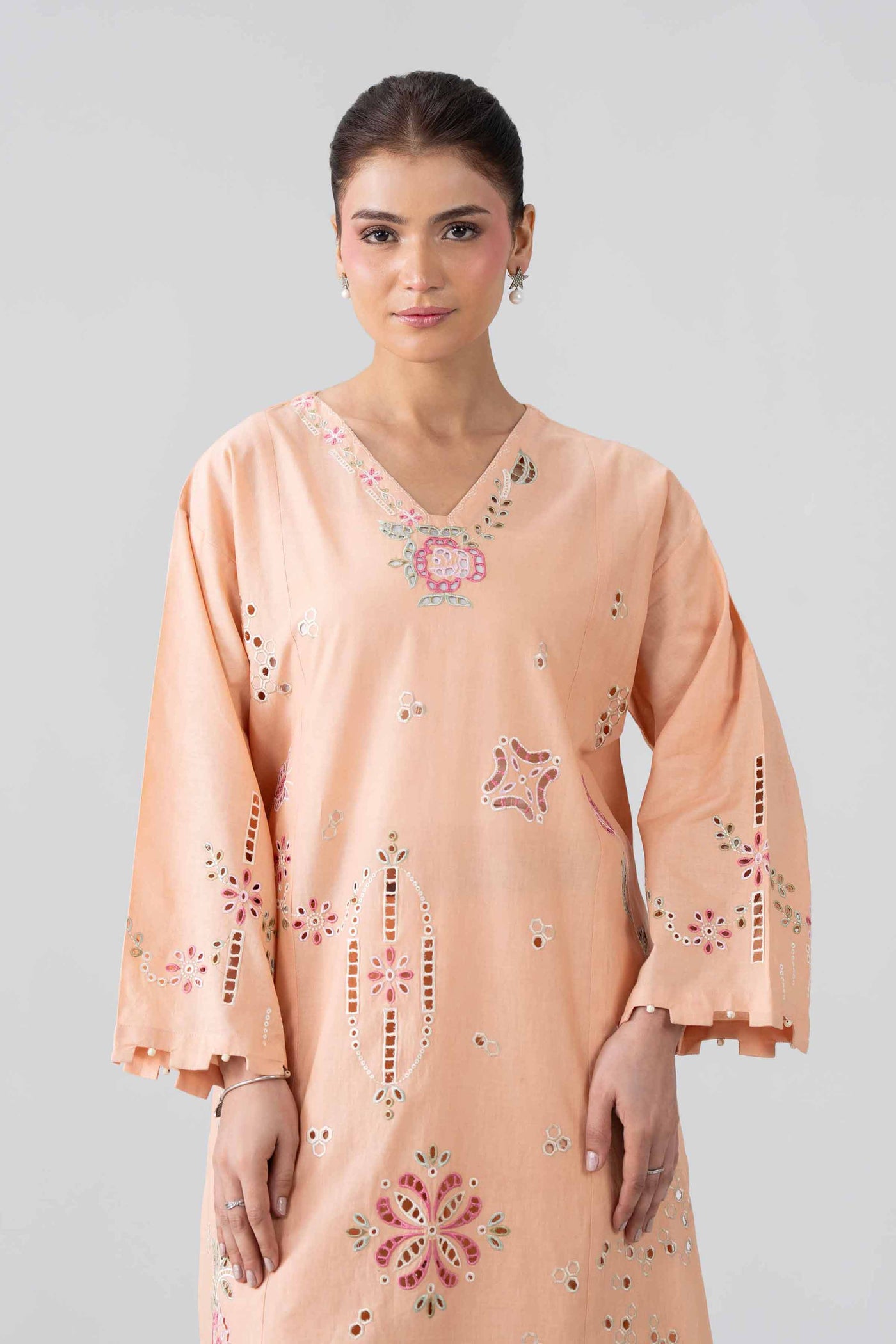 https://cdn.shopify.com/s/files/1/0534/2065/4791/files/PE26-457-_5.jpg?v=1777441804