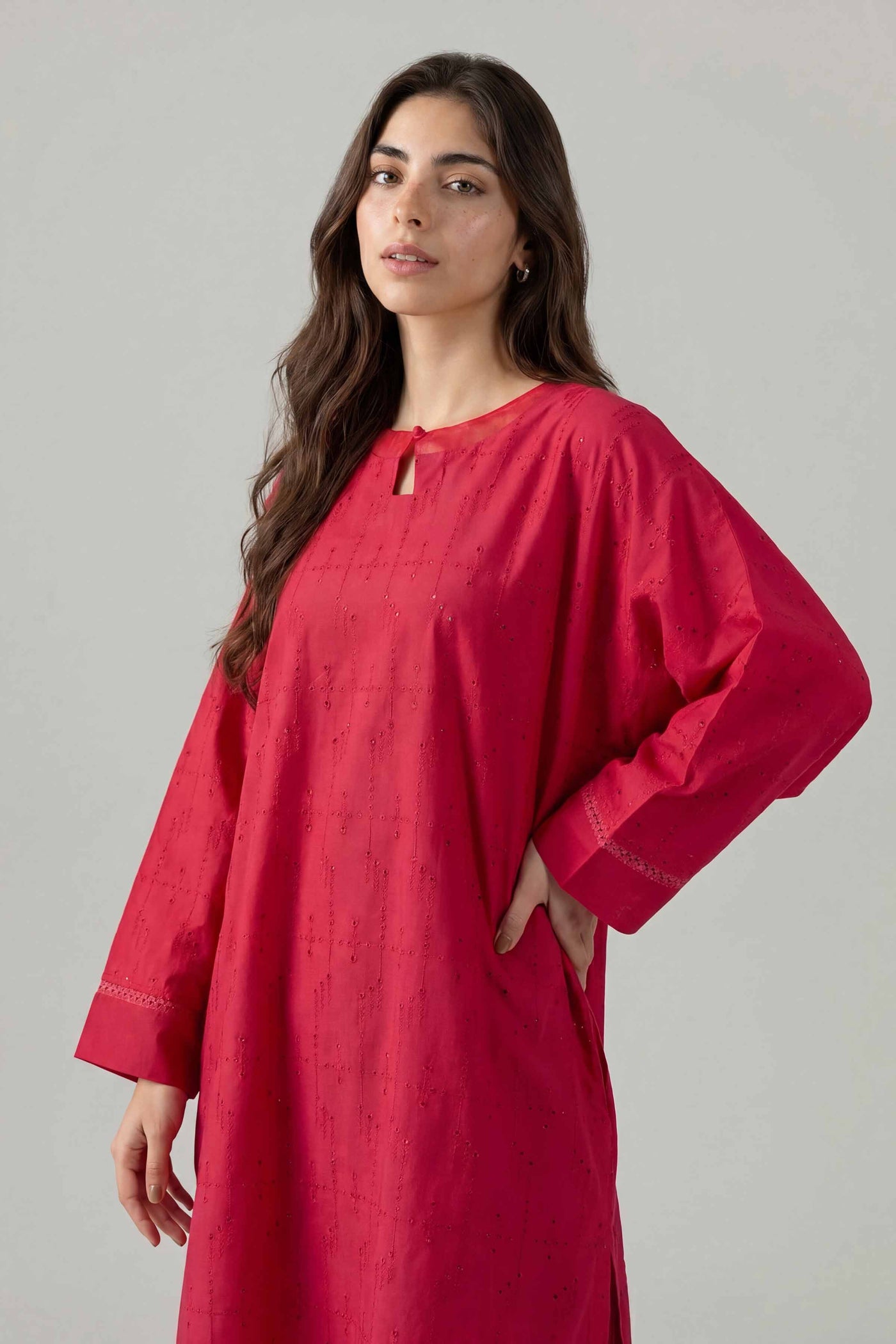 https://cdn.shopify.com/s/files/1/0534/2065/4791/files/PE26-471-_1.jpg?v=1780460734