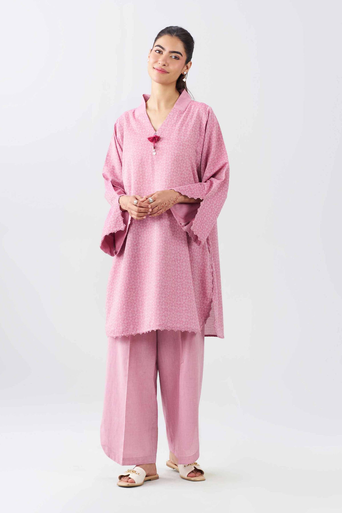 https://cdn.shopify.com/s/files/1/0534/2065/4791/files/PE26-530-_4.jpg?v=1780460304