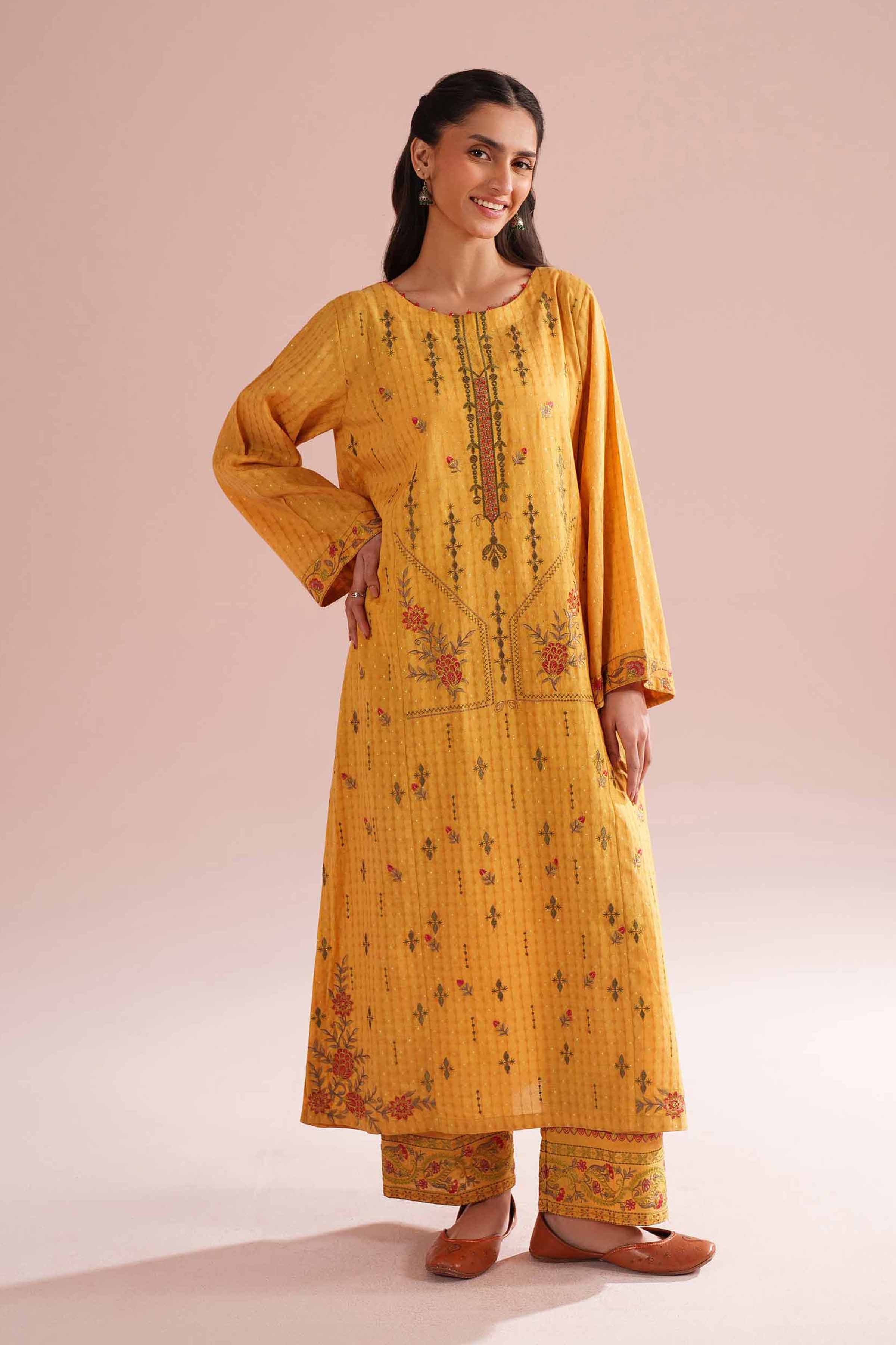 2 Piece - Embroidered Suit - PE26-60