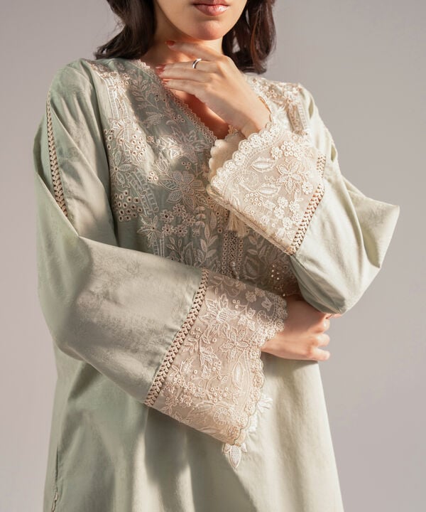2 Piece - Embroidered Jacquard Suit