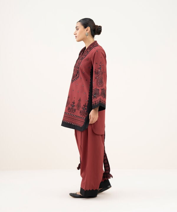 3 Piece - Embroidered Lawn Suit
