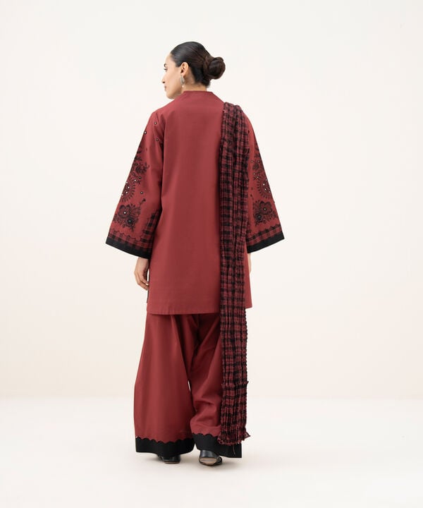 3 Piece - Embroidered Lawn Suit